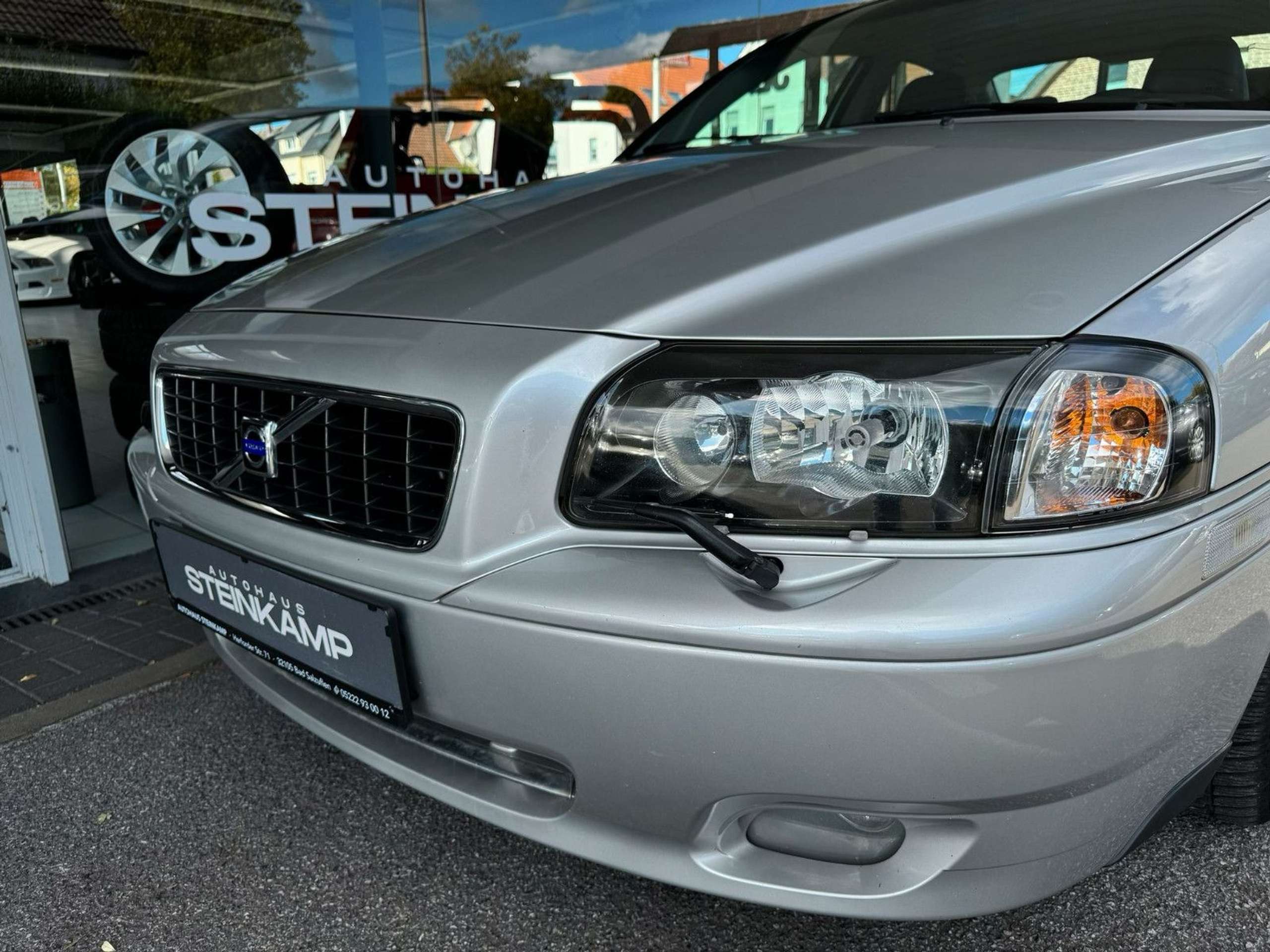 Volvo - S80