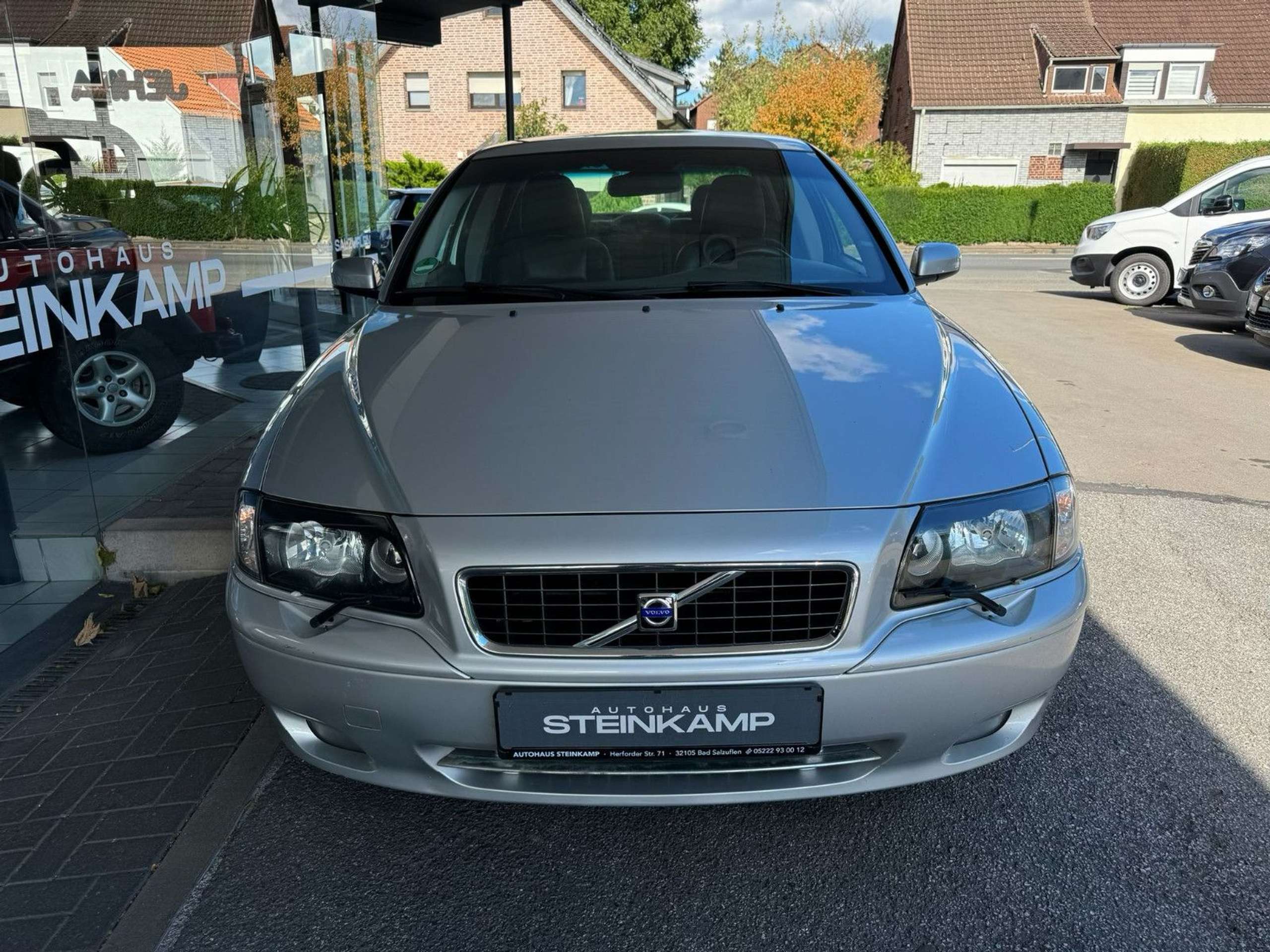 Volvo - S80