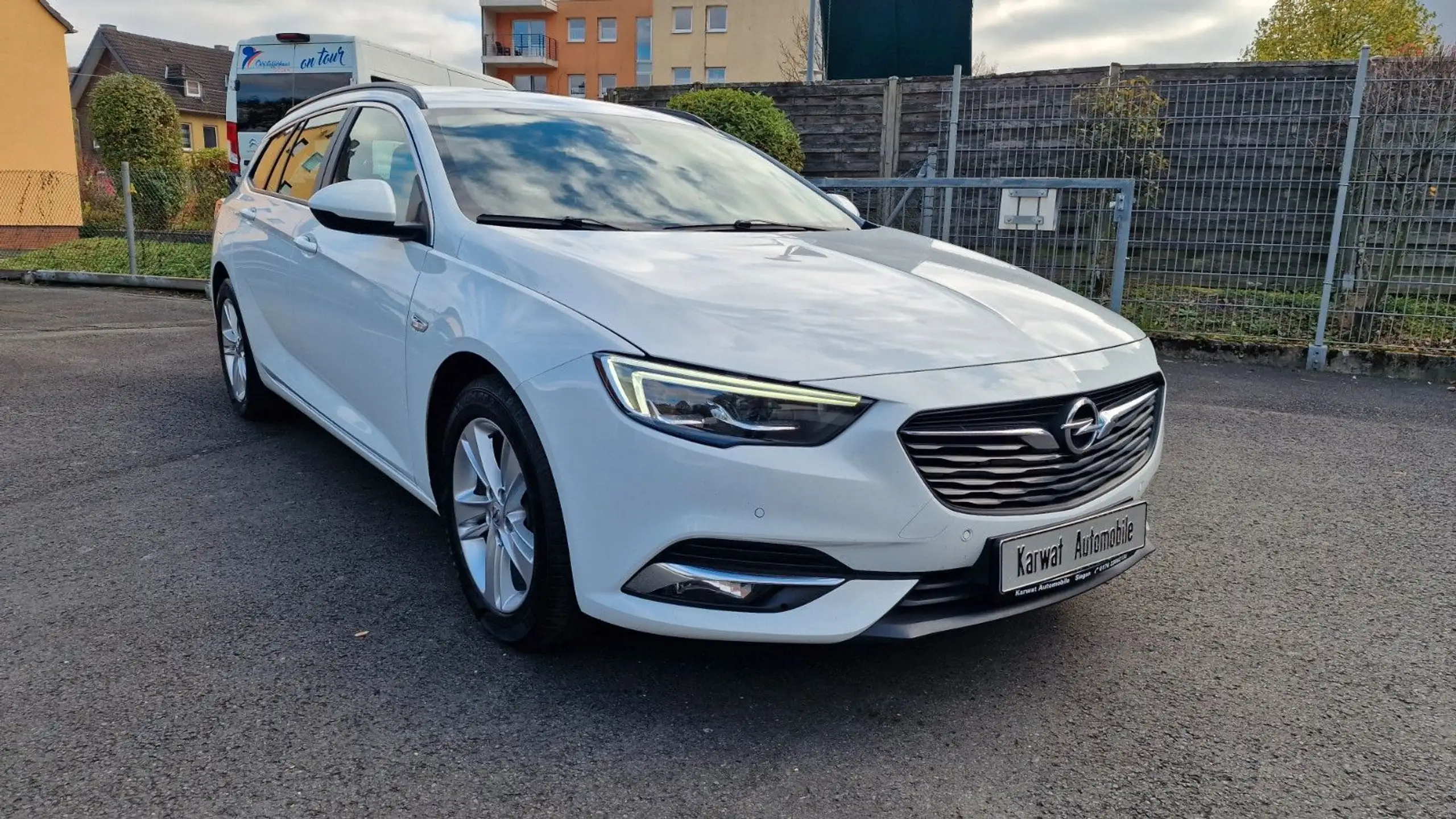 Opel - Insignia