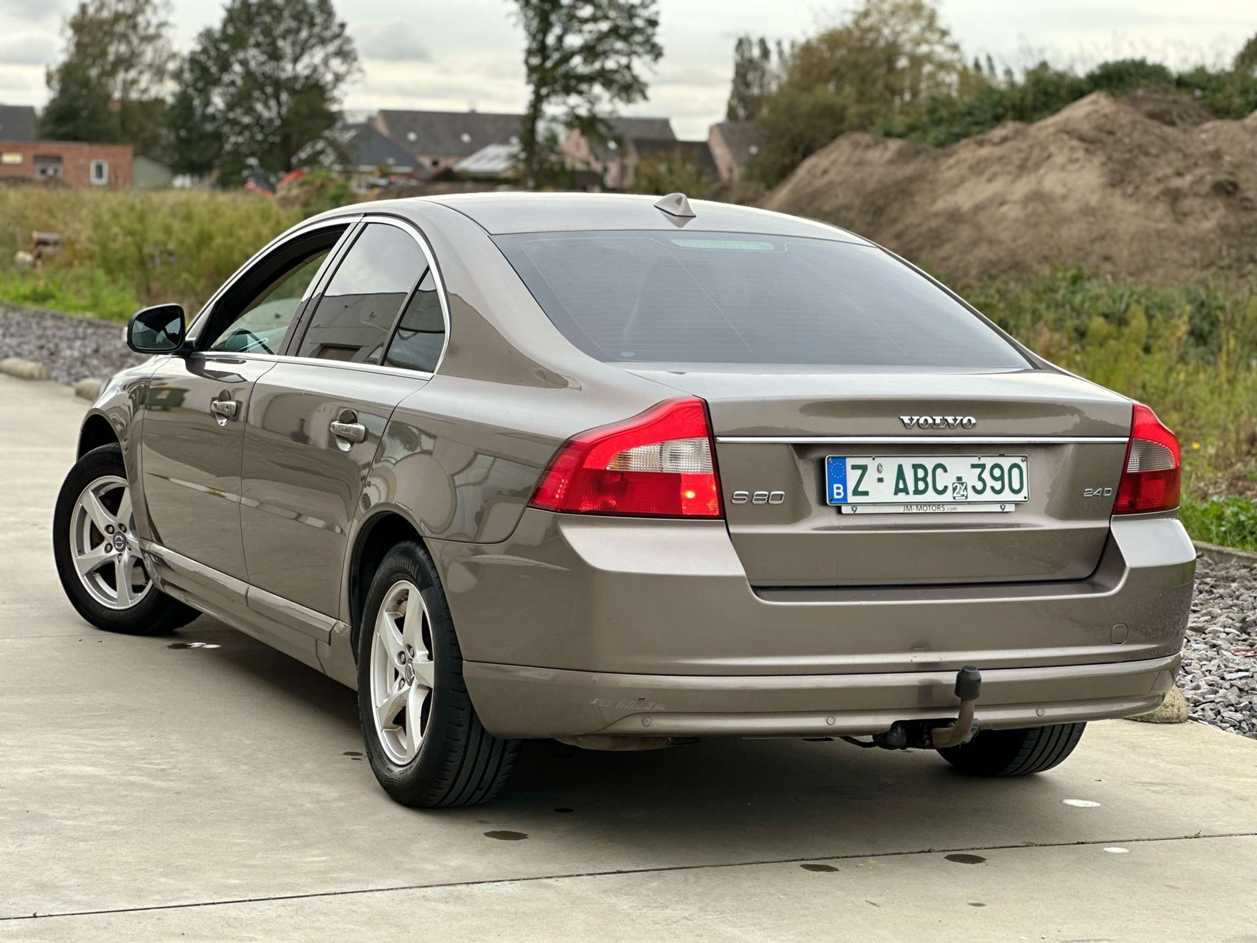 Volvo - S80