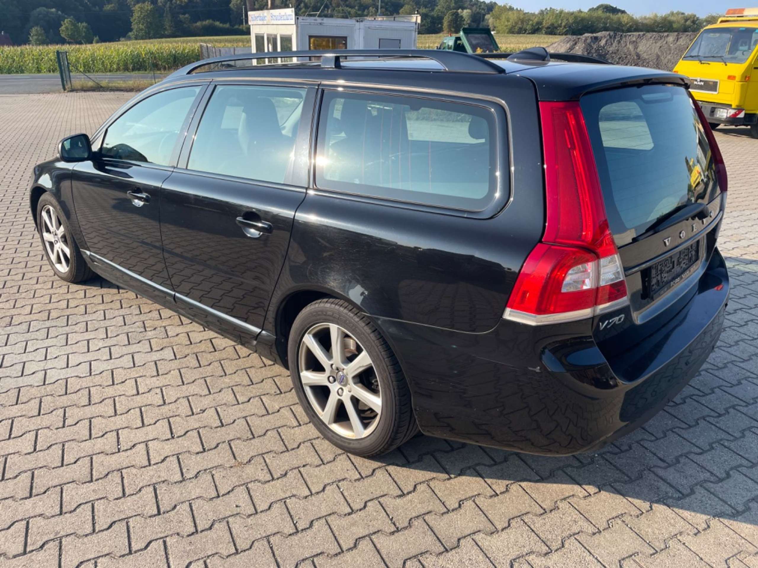 Volvo - V70