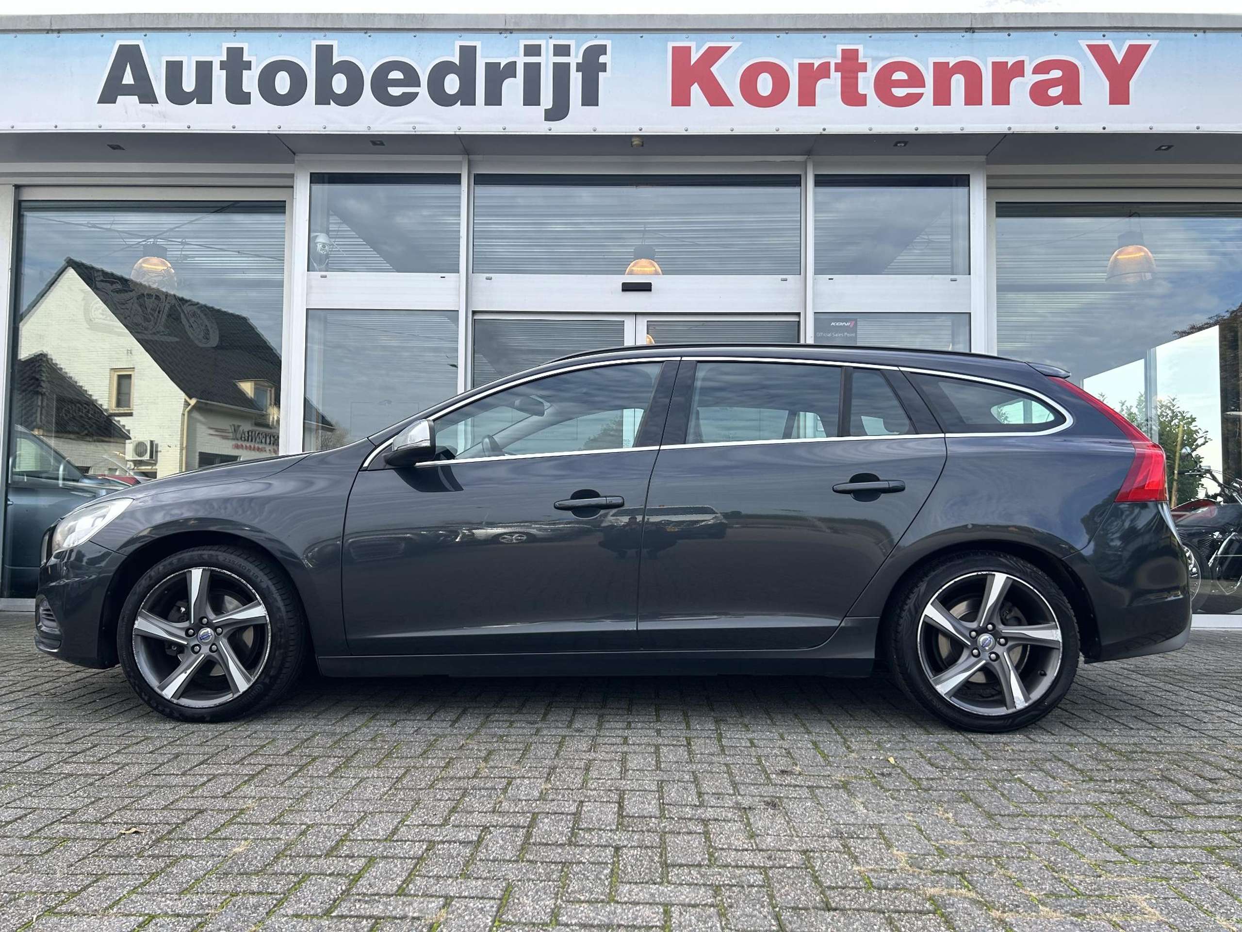 Volvo - V60