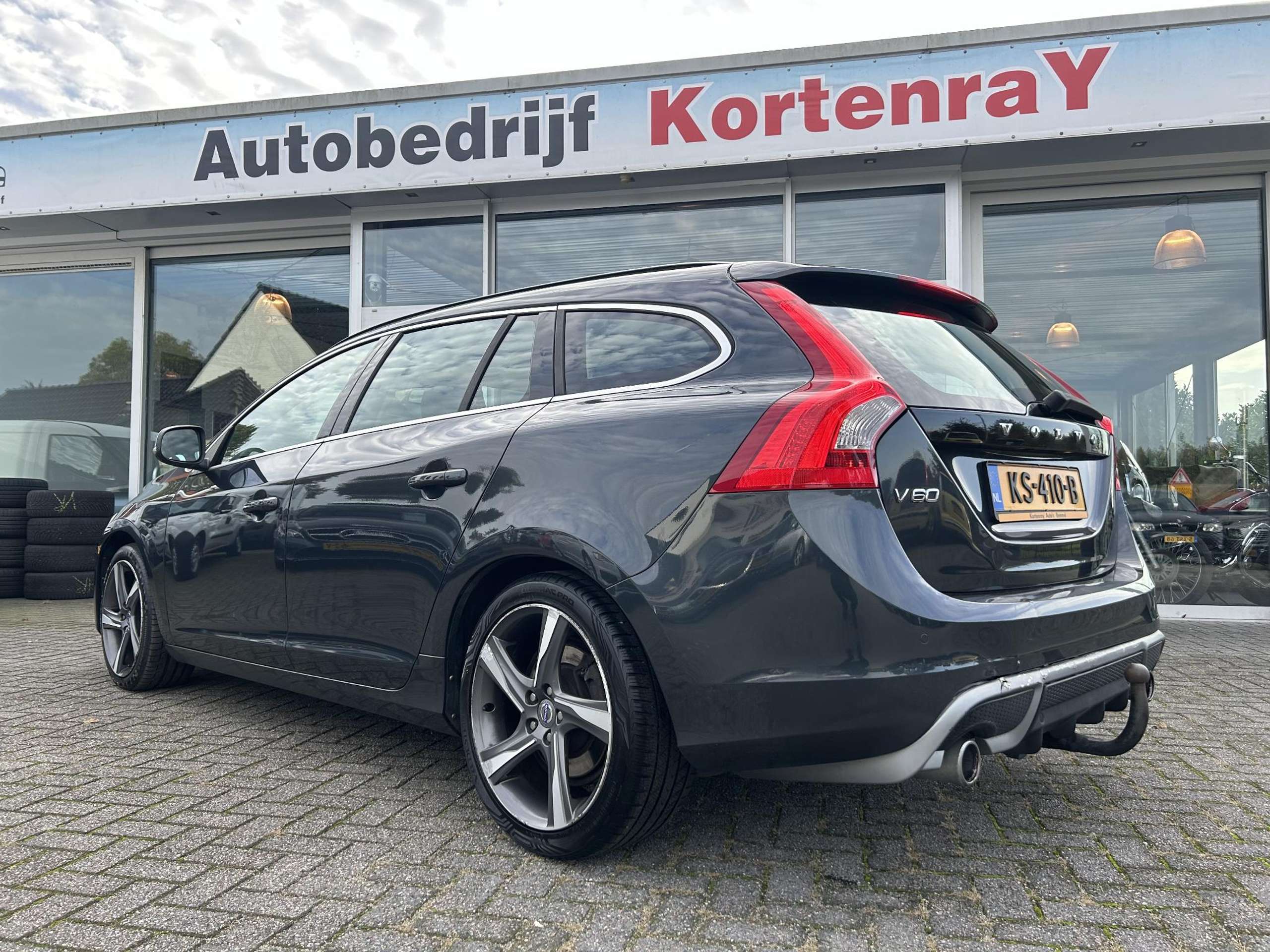 Volvo - V60