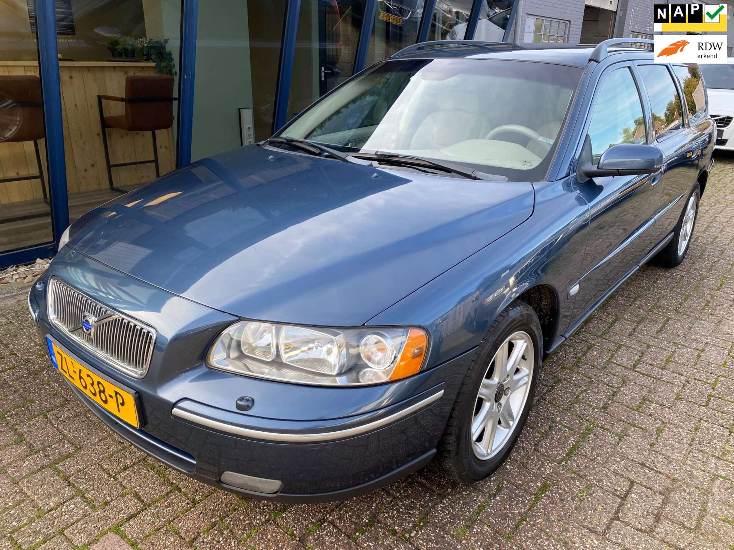 Volvo - V70