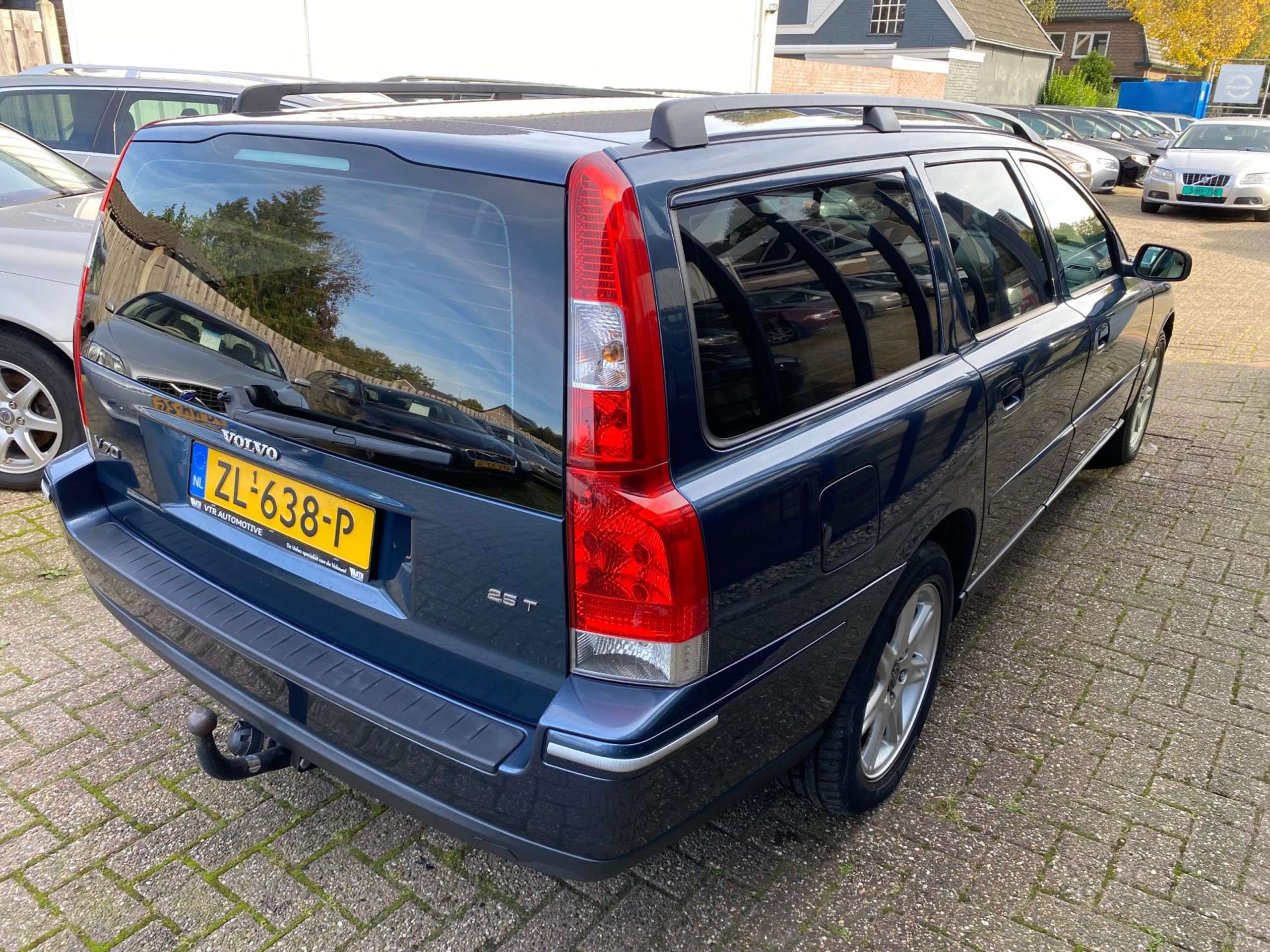 Volvo - V70