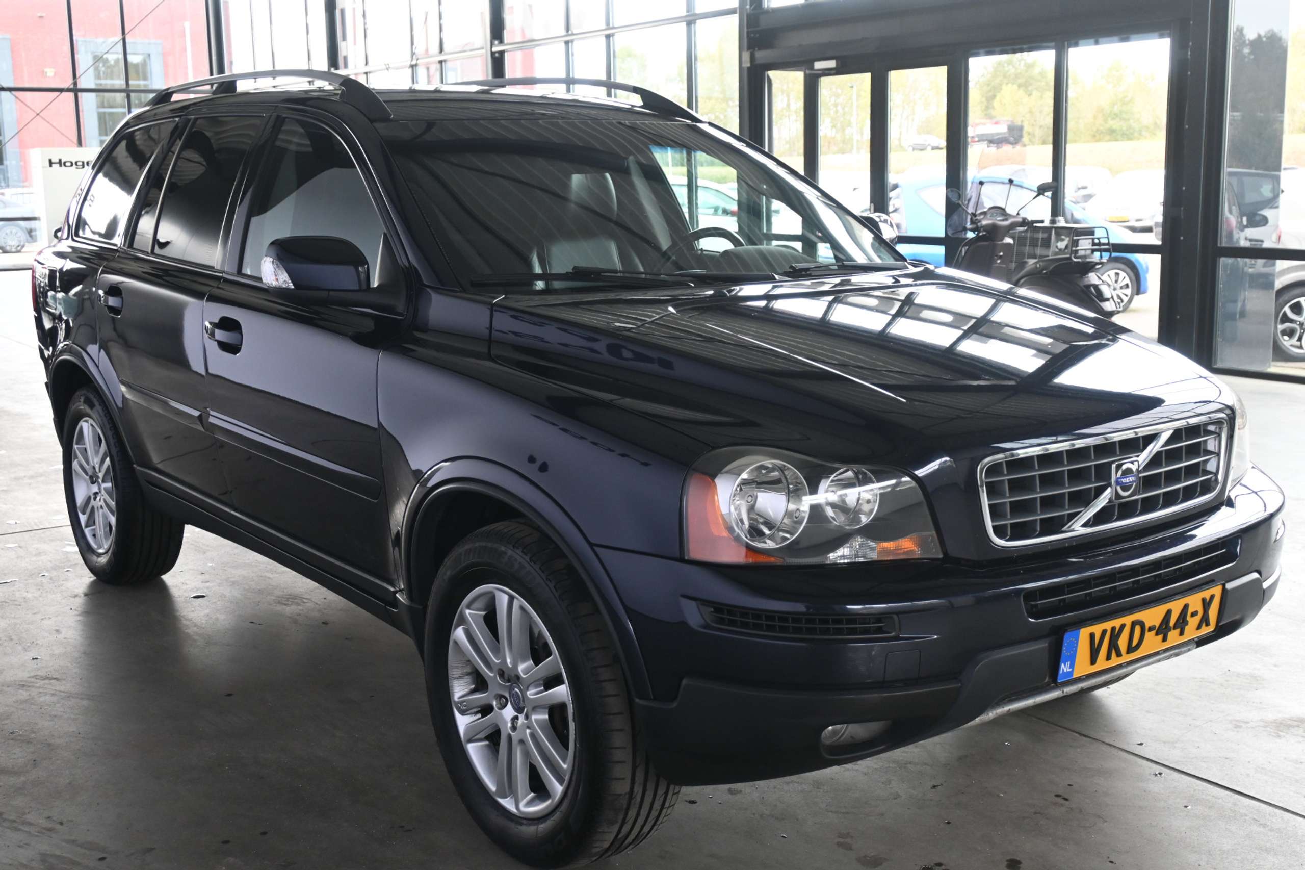 Volvo - XC90