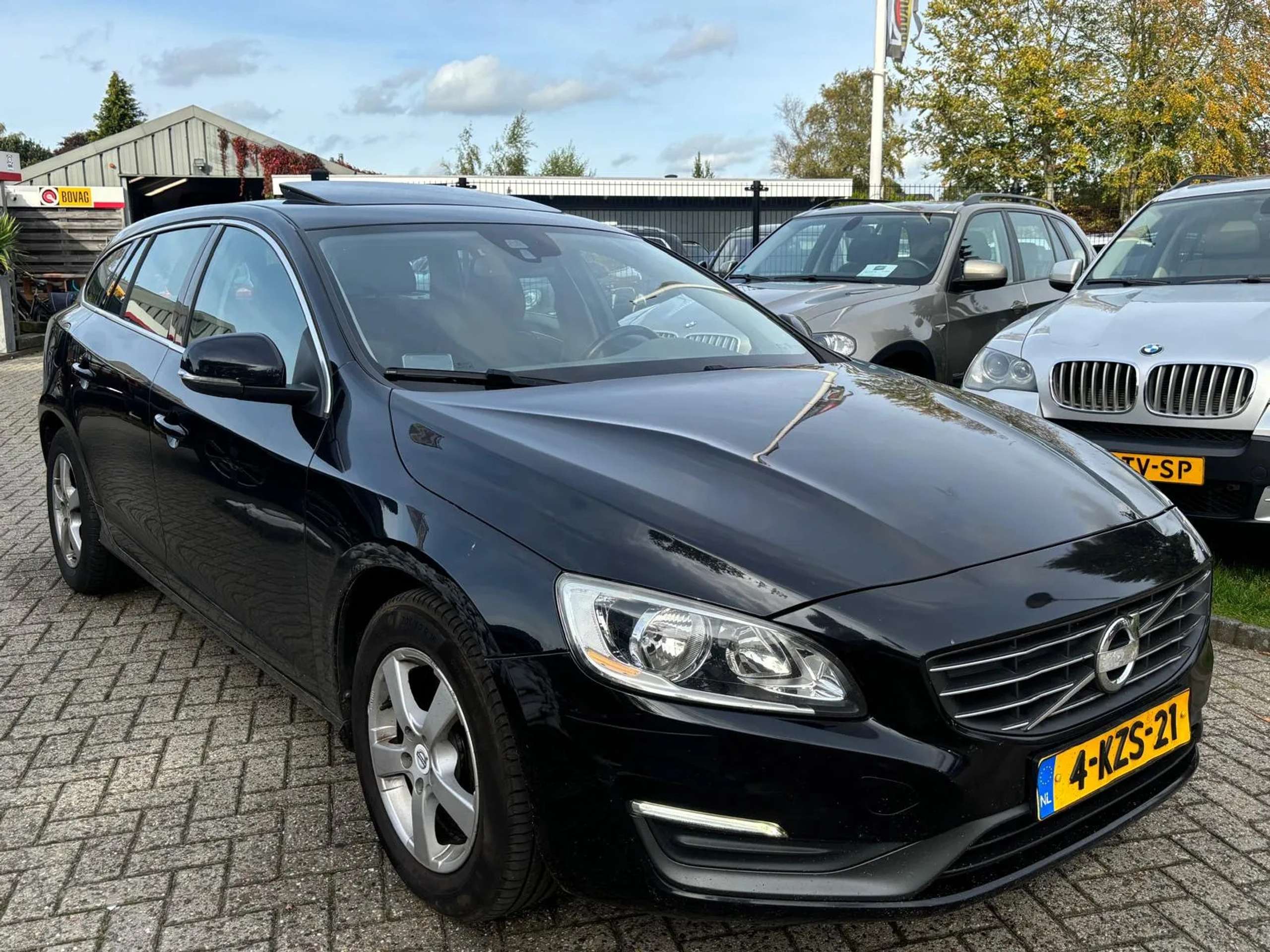 Volvo - V60