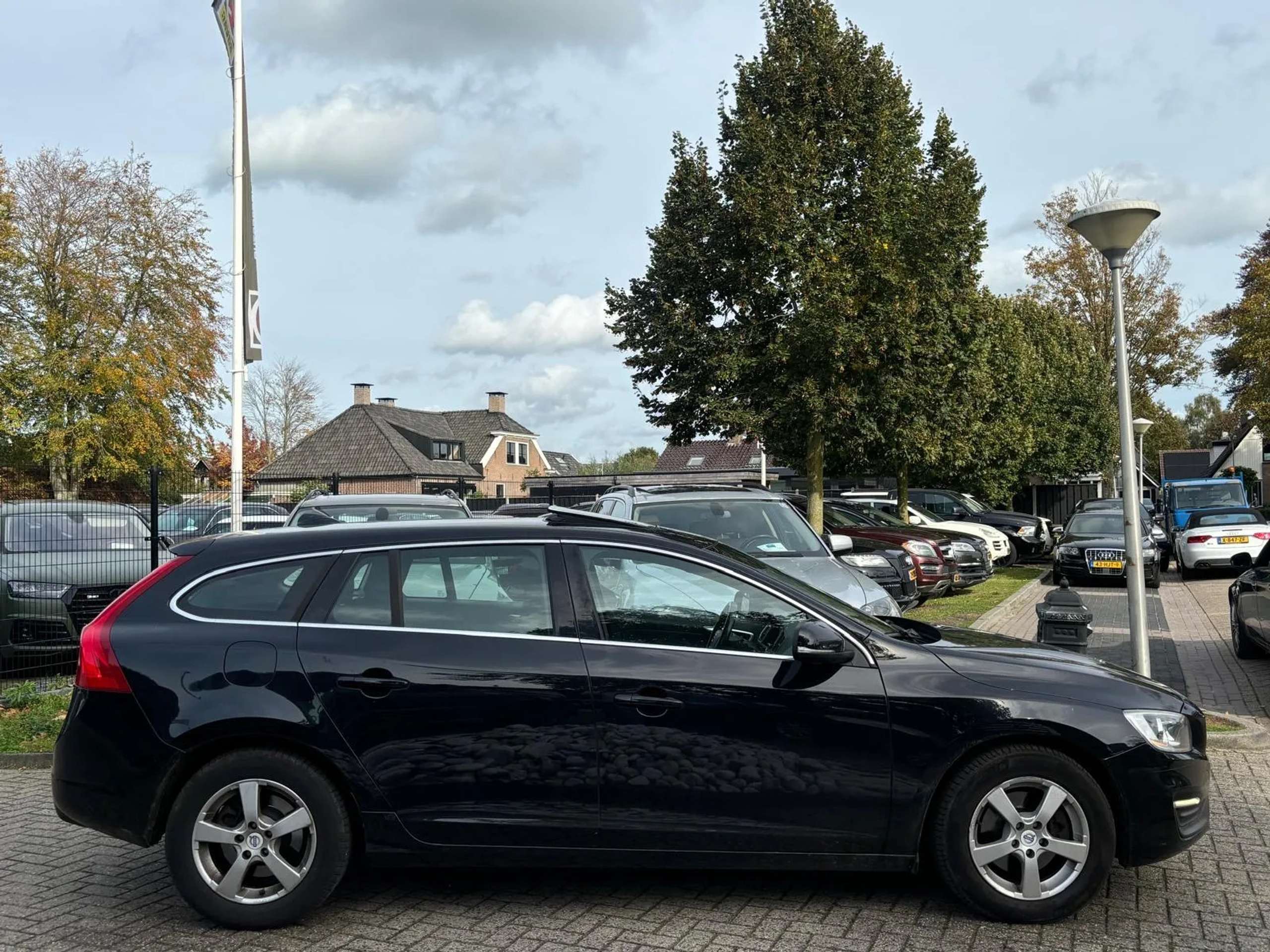 Volvo - V60