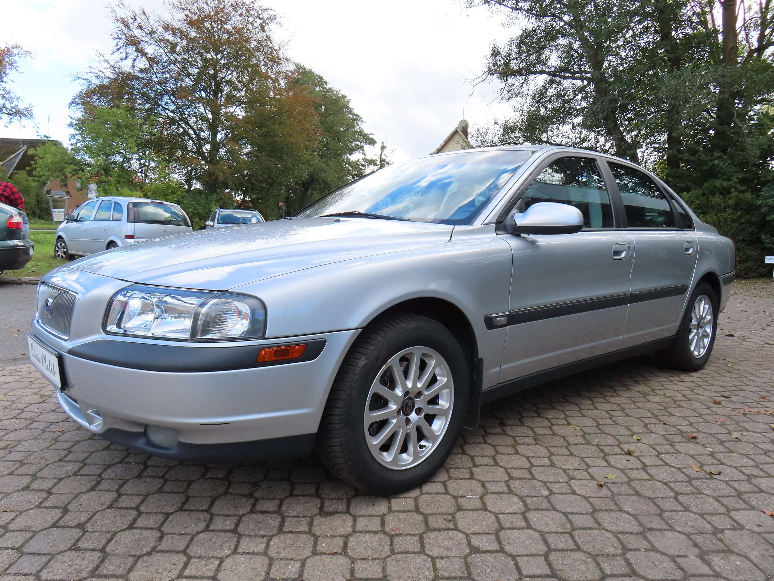 Volvo - S80