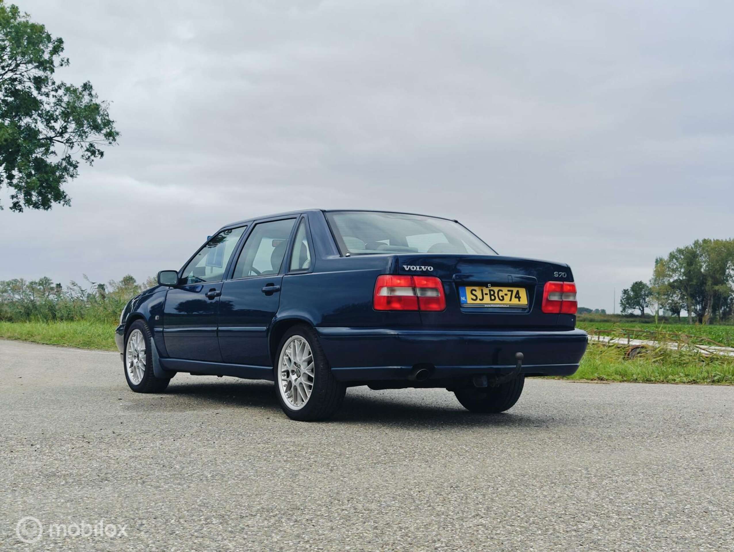 Volvo - S70