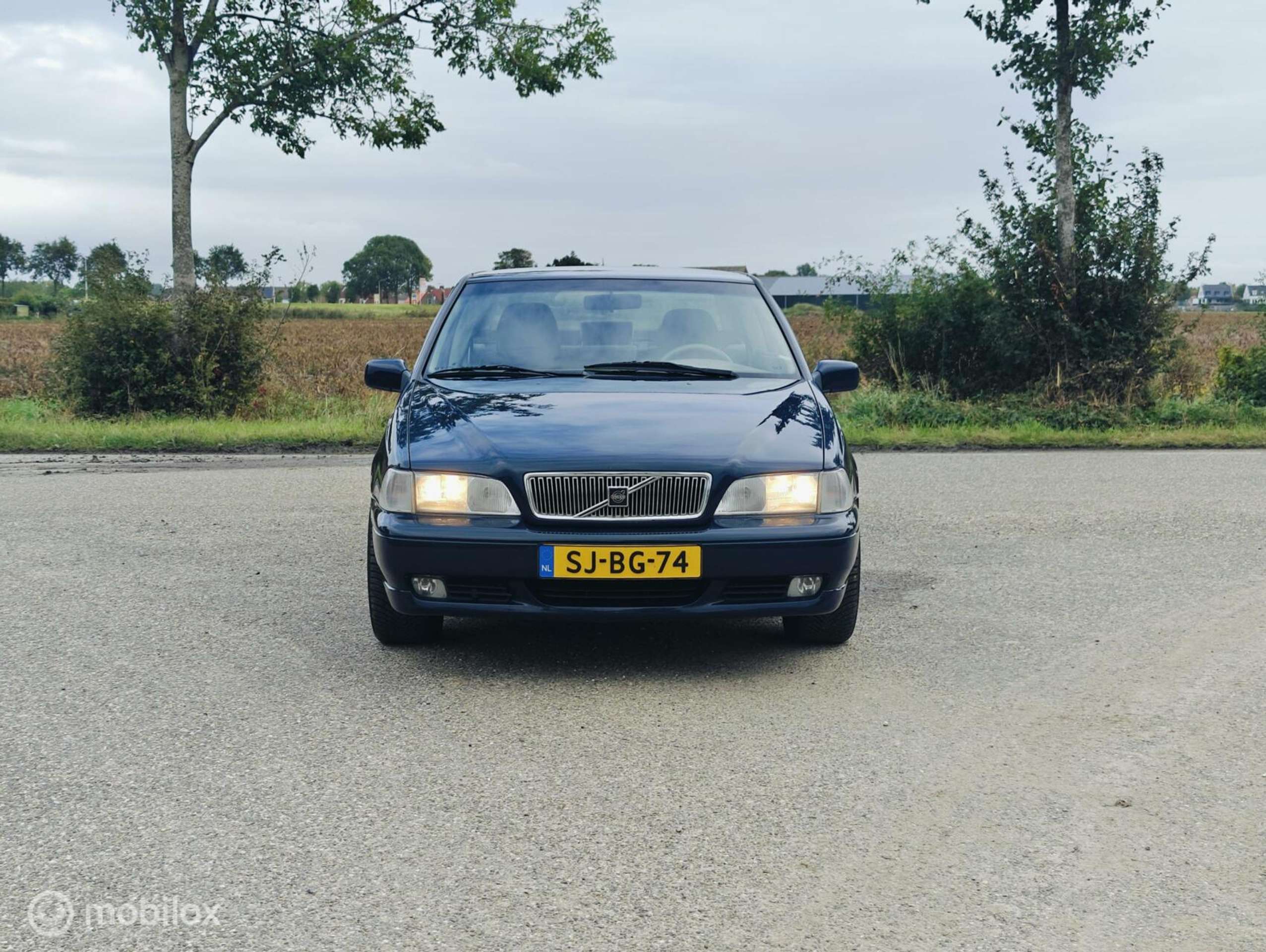 Volvo - S70