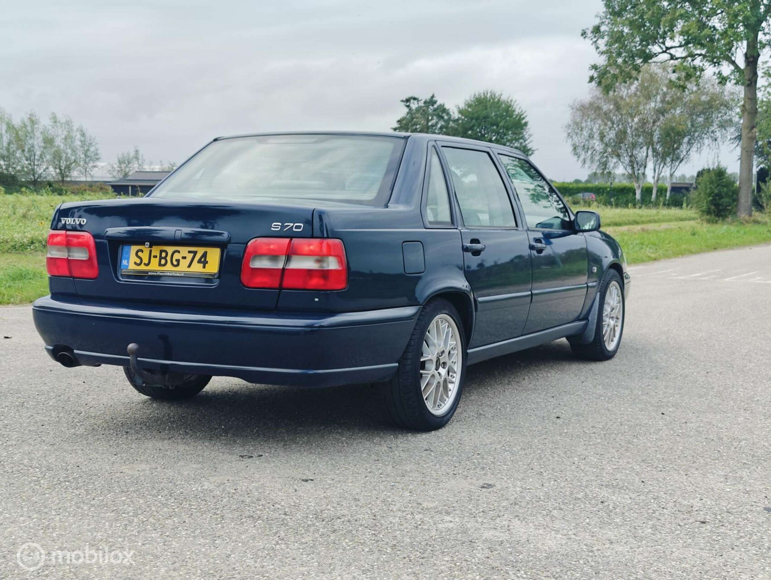 Volvo - S70