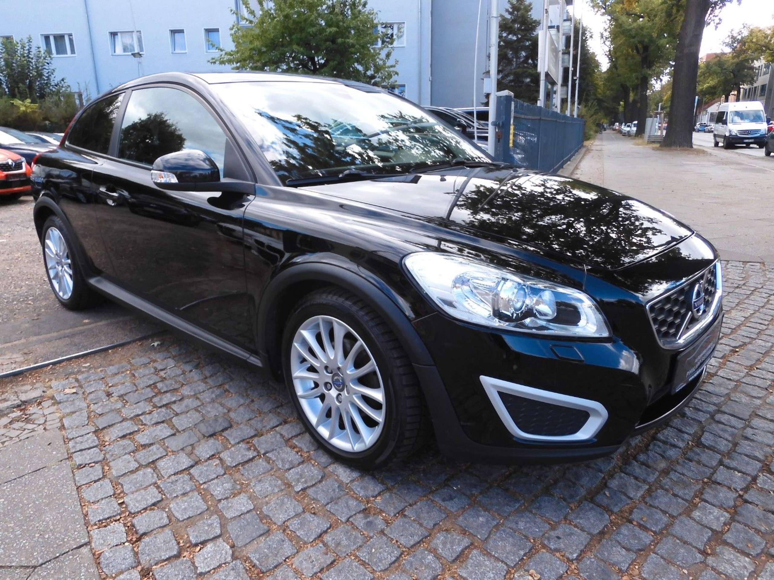 Volvo - C30