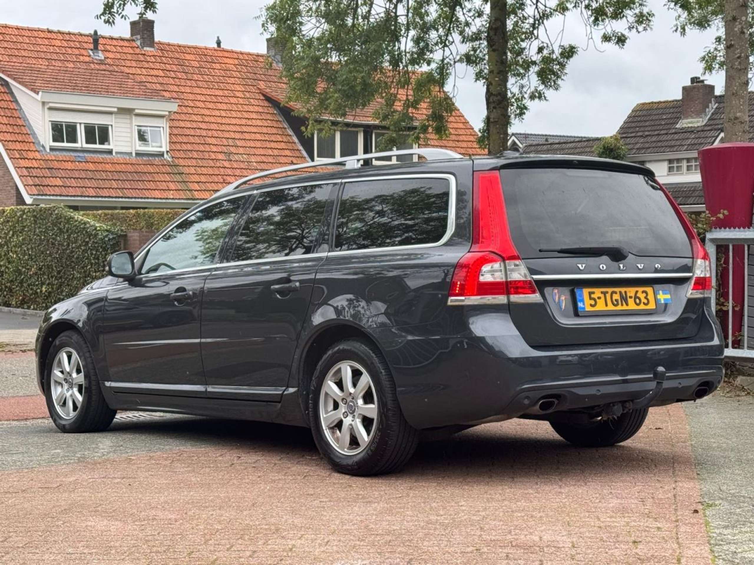 Volvo - V70