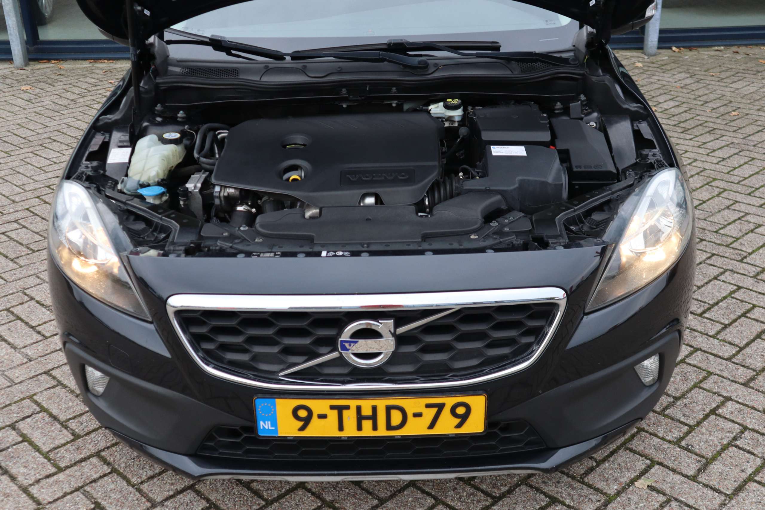 Volvo - V40 Cross Country