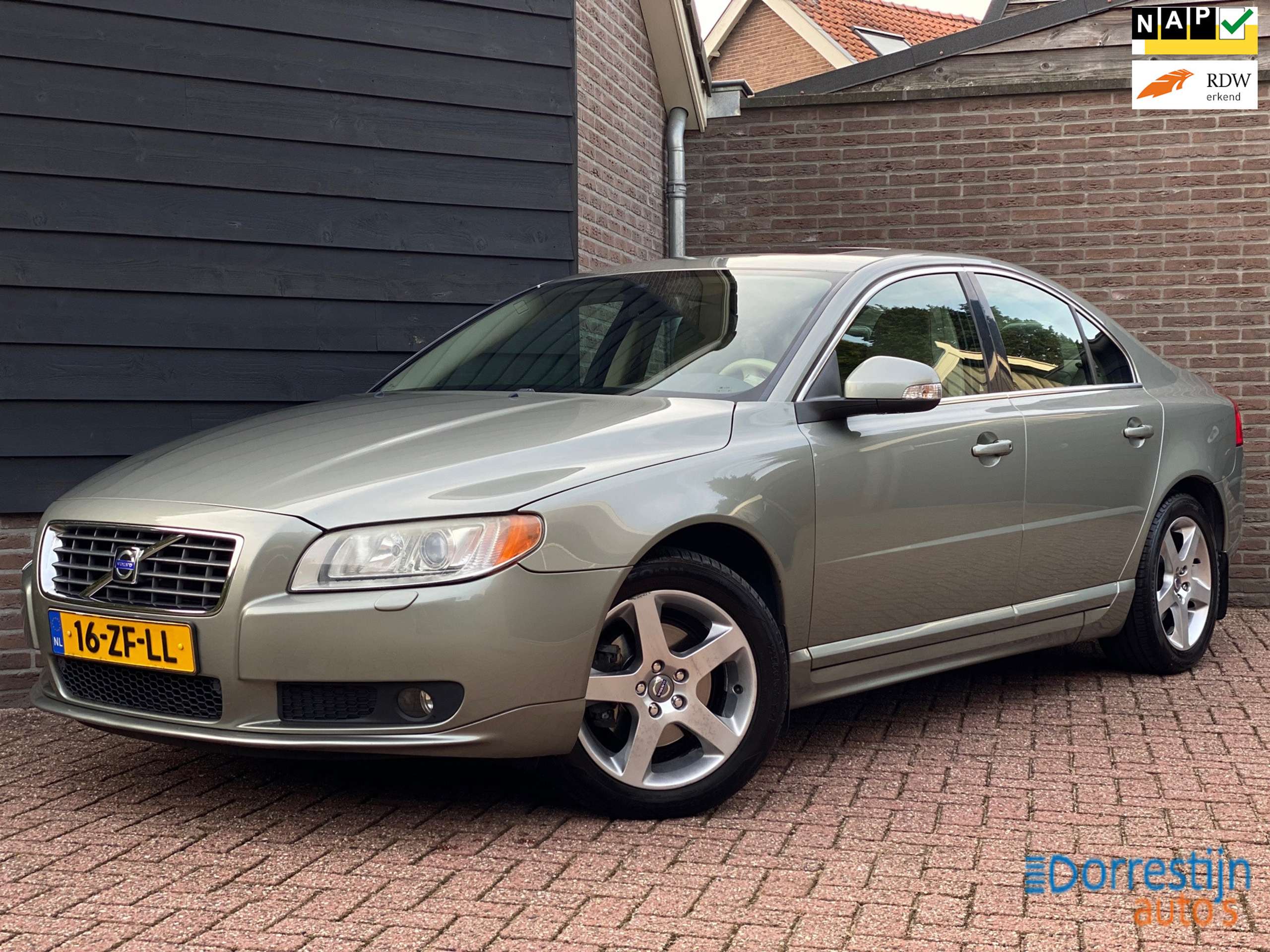 Volvo - S80