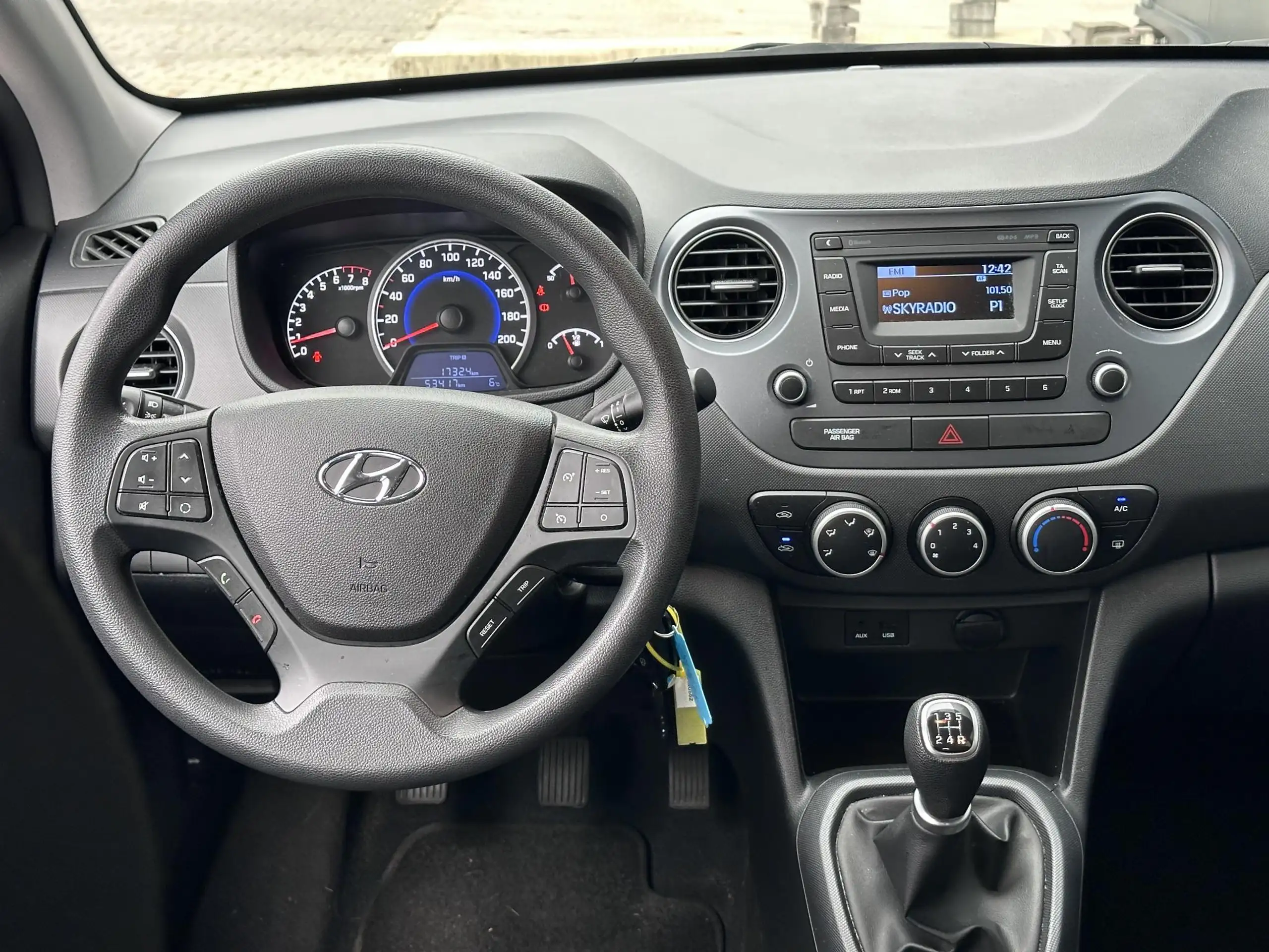 Hyundai - i10