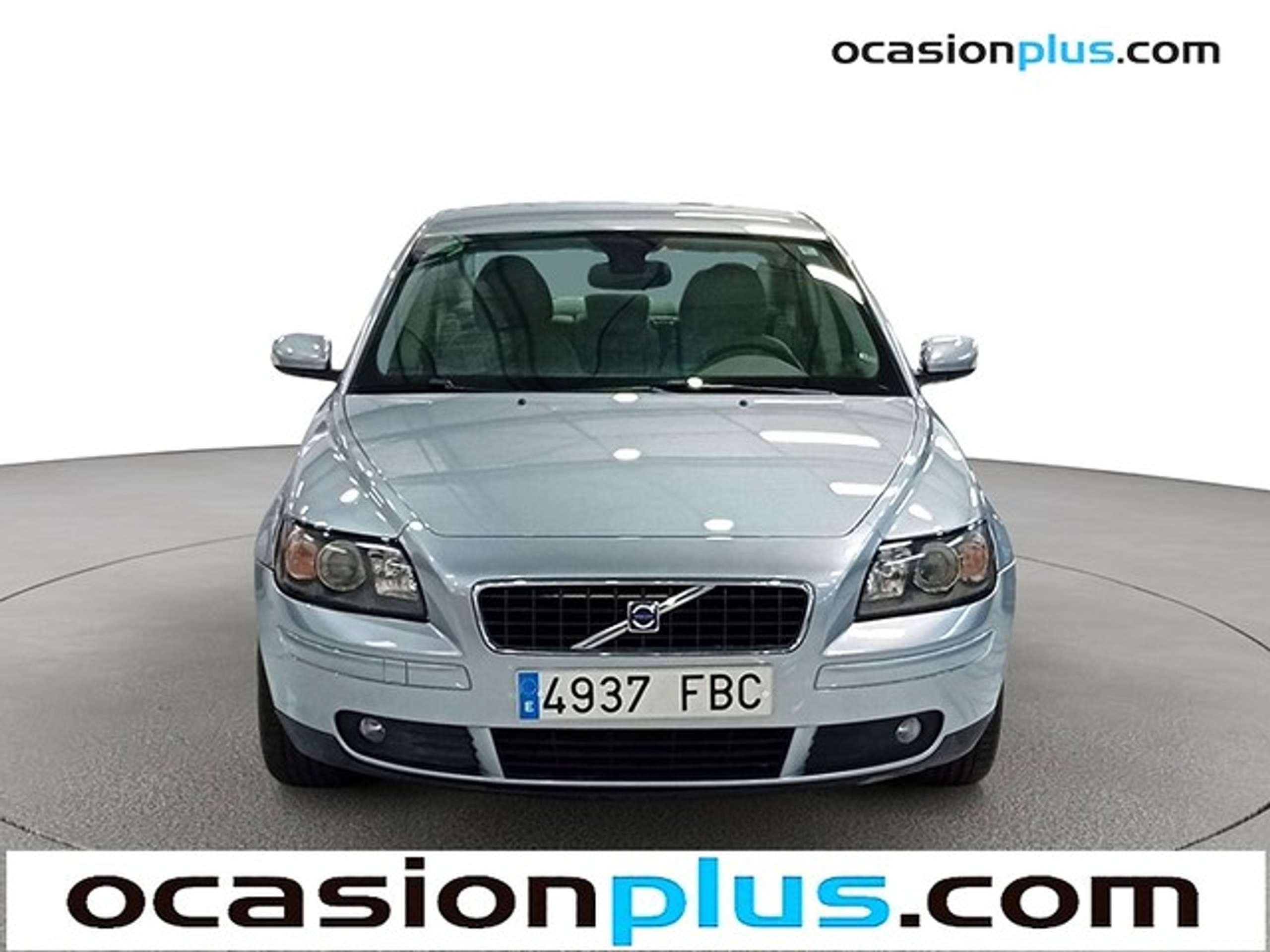 Volvo - S40