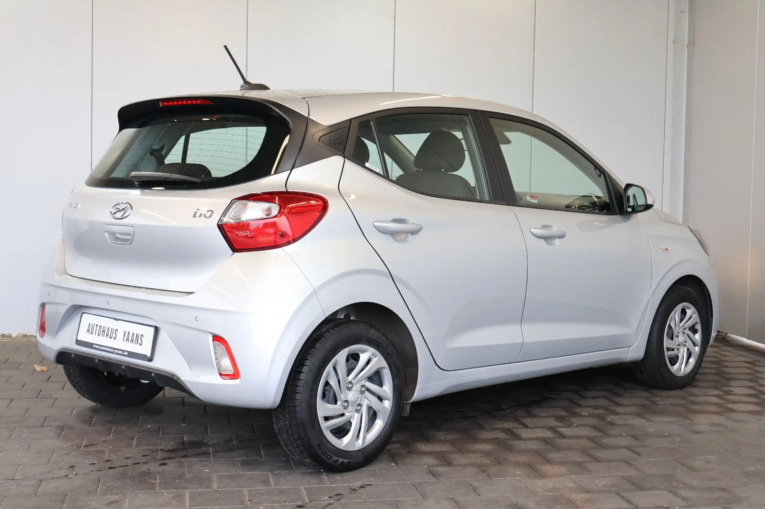 Hyundai - i10