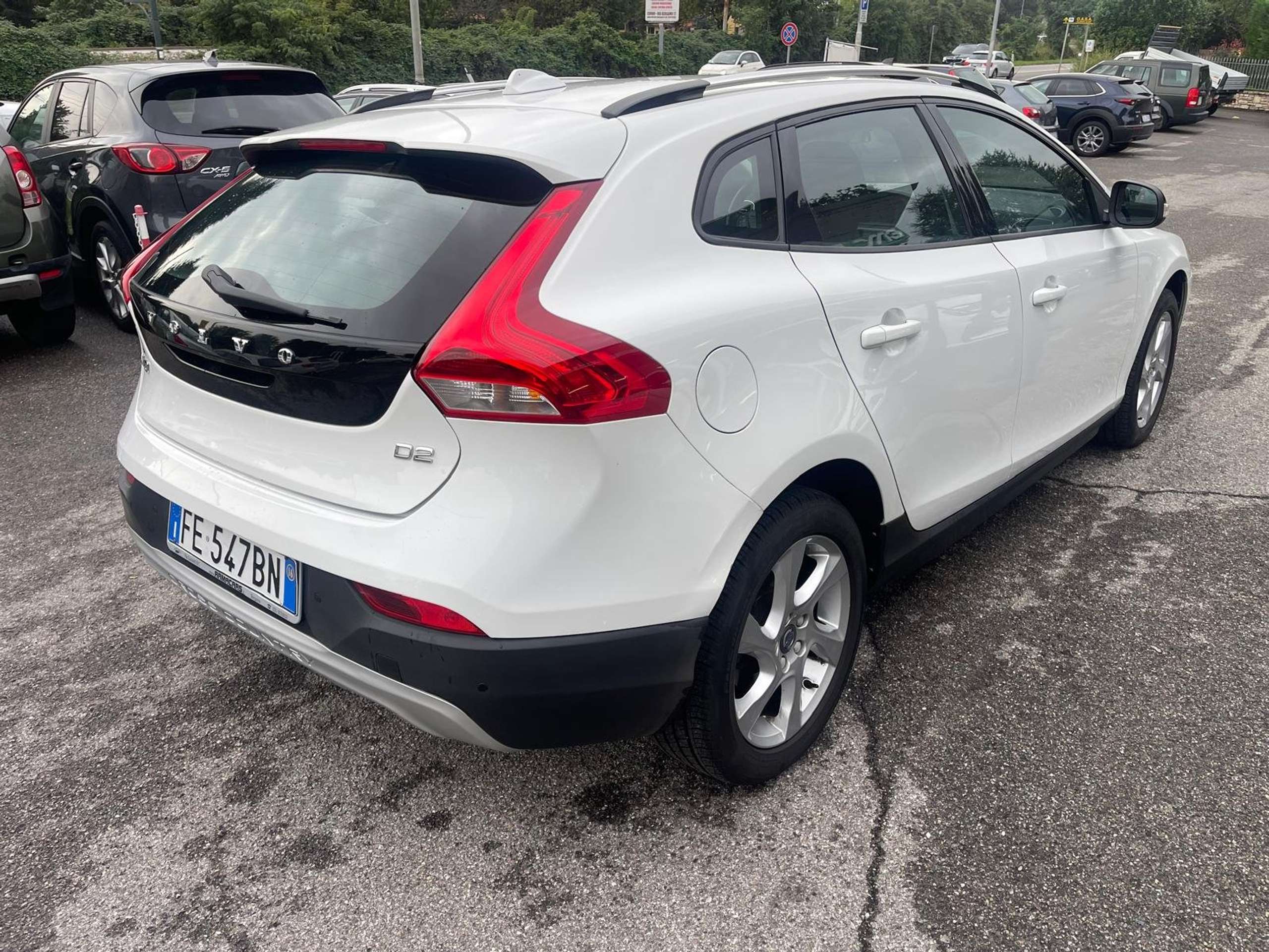 Volvo - V40 Cross Country