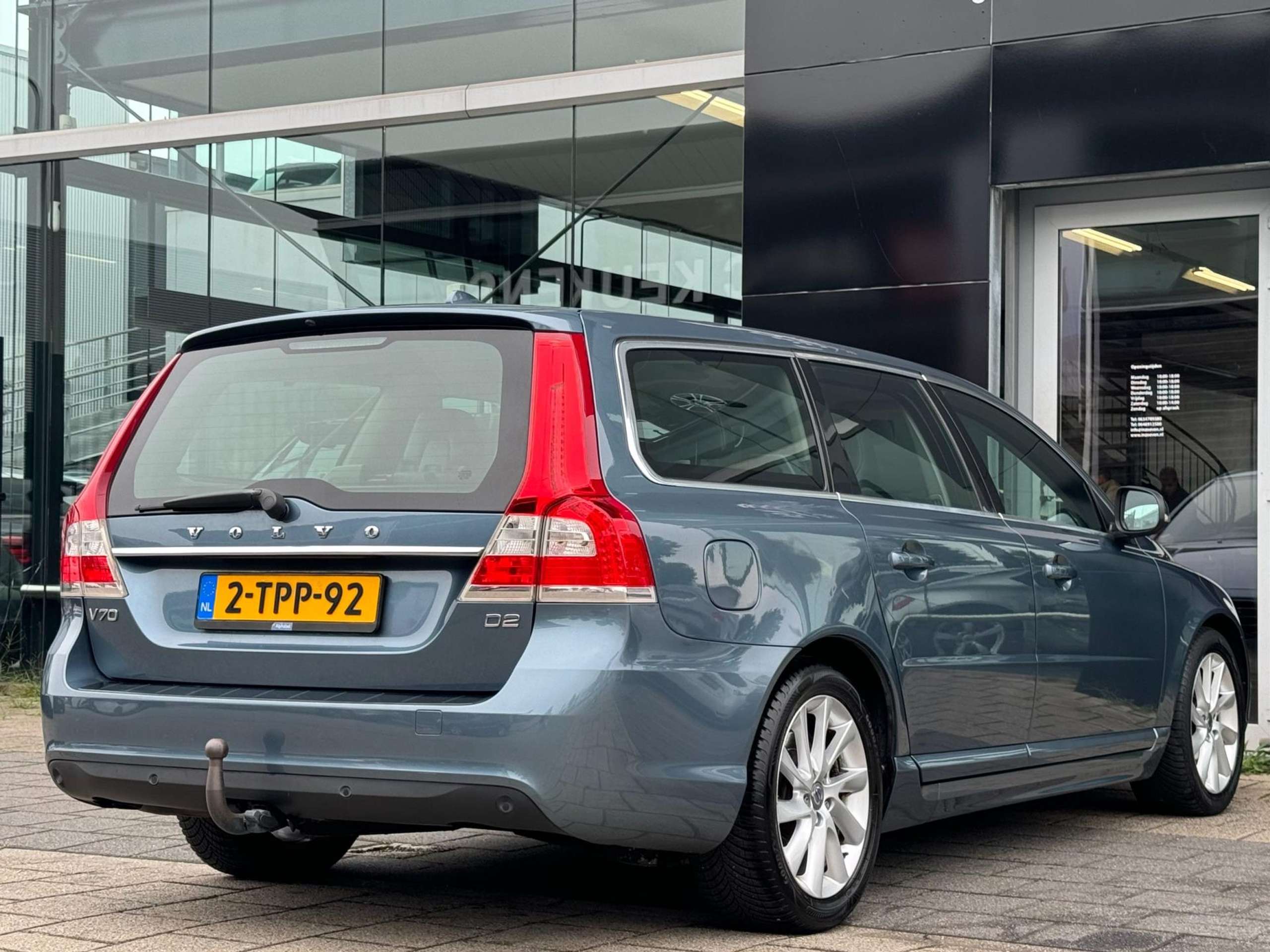 Volvo - V70