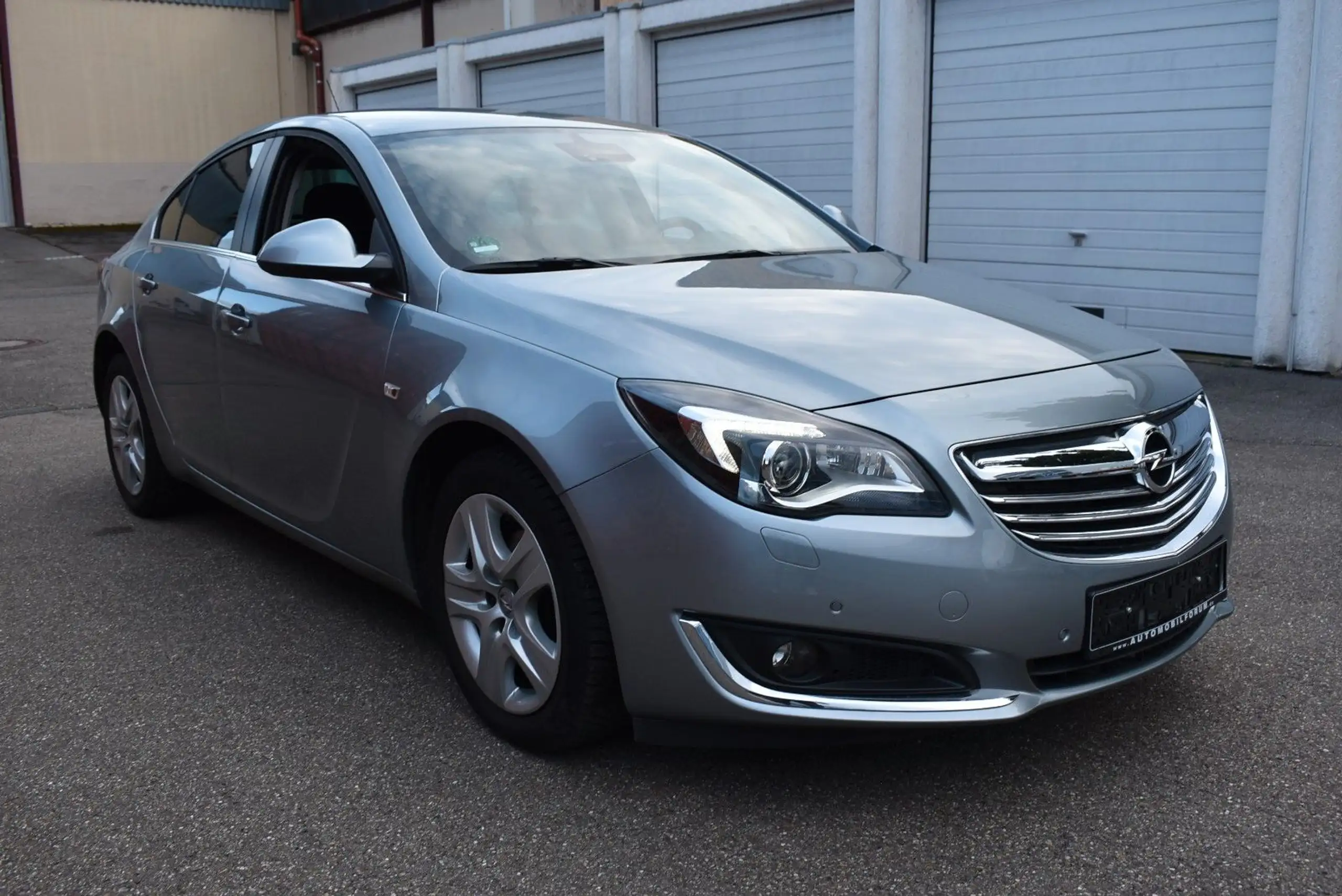 Opel - Insignia