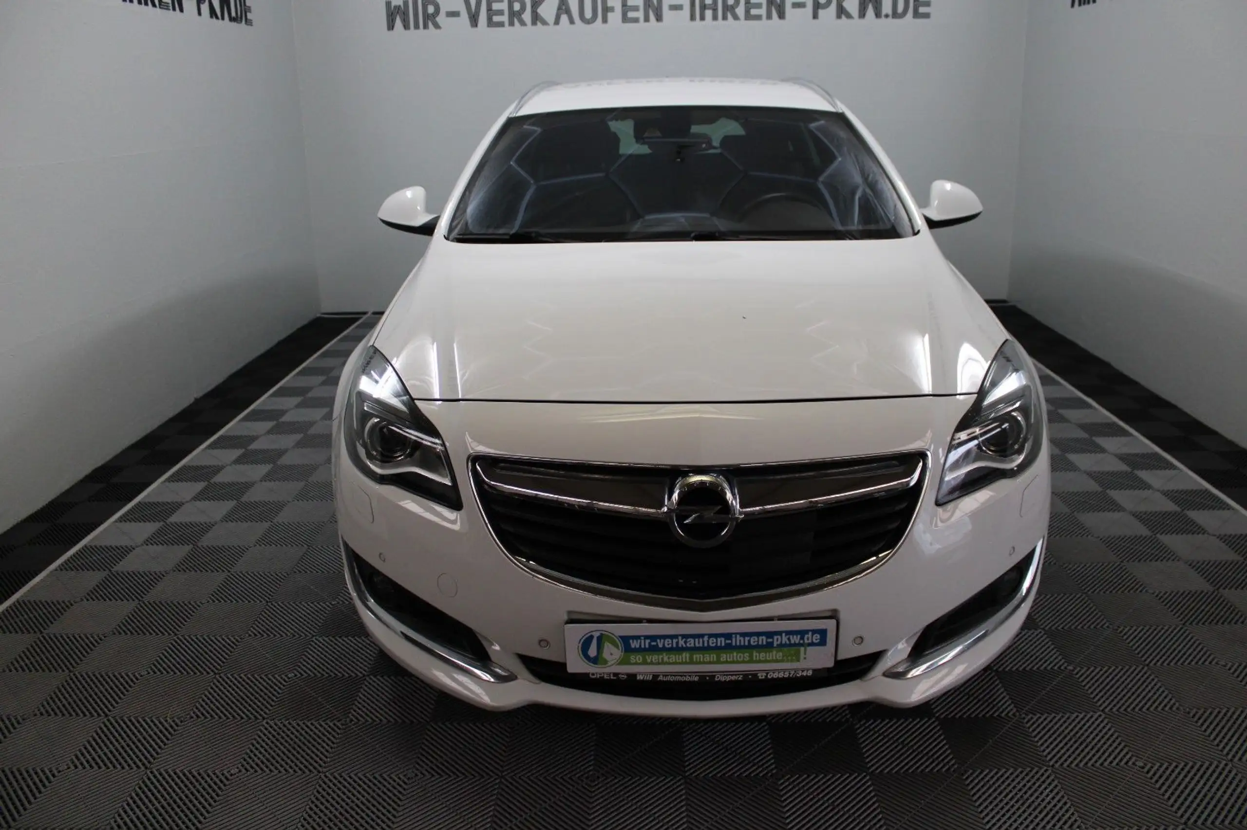 Opel - Insignia