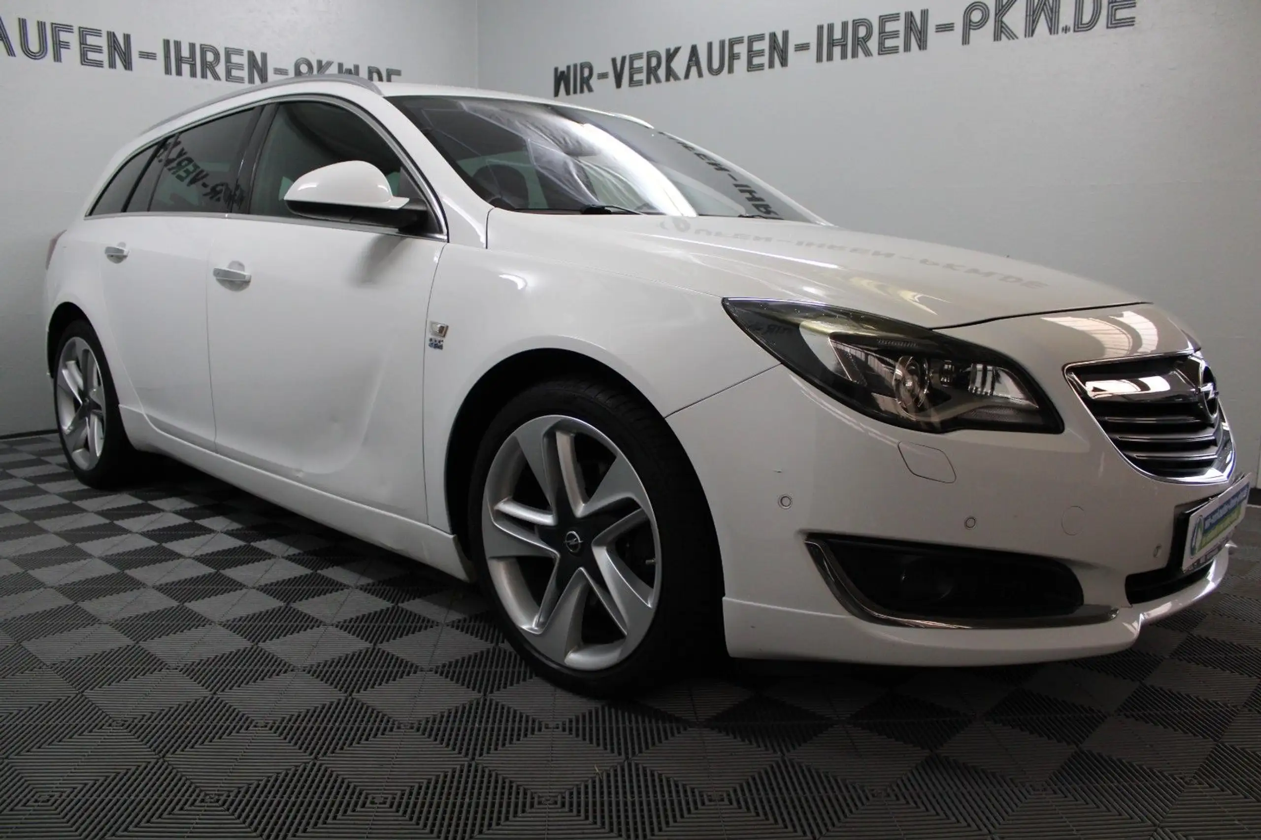 Opel - Insignia