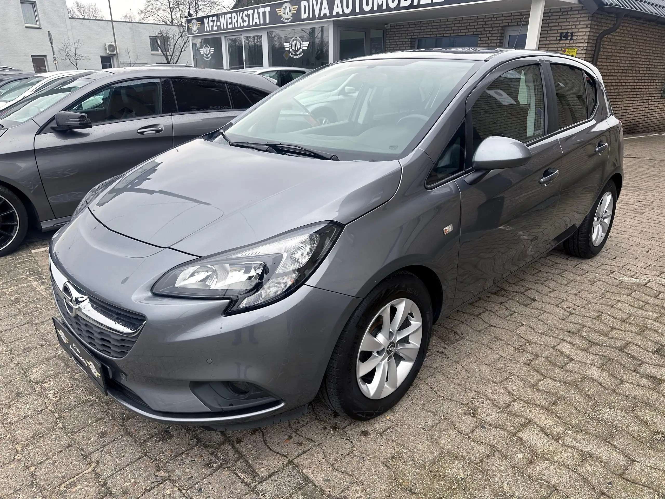 Opel - Corsa