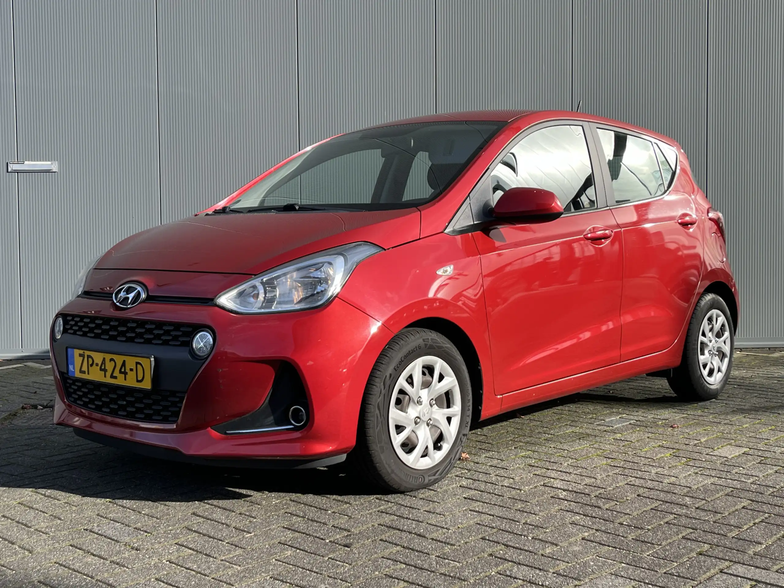 Hyundai - i10