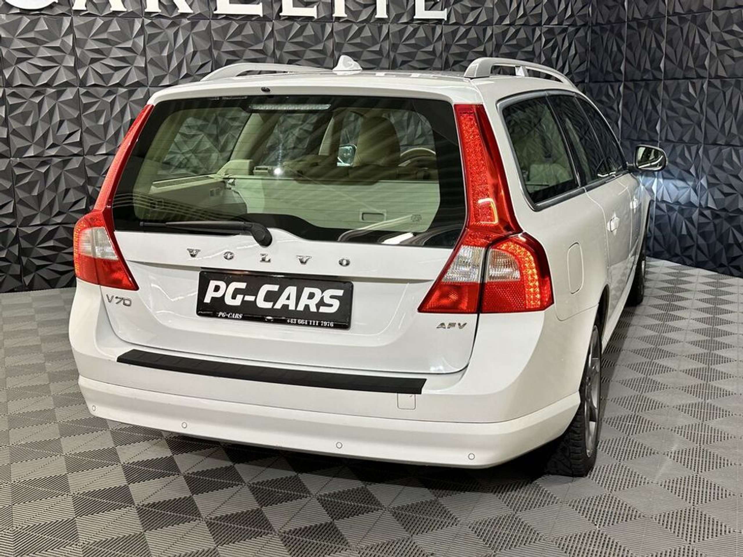 Volvo - V70