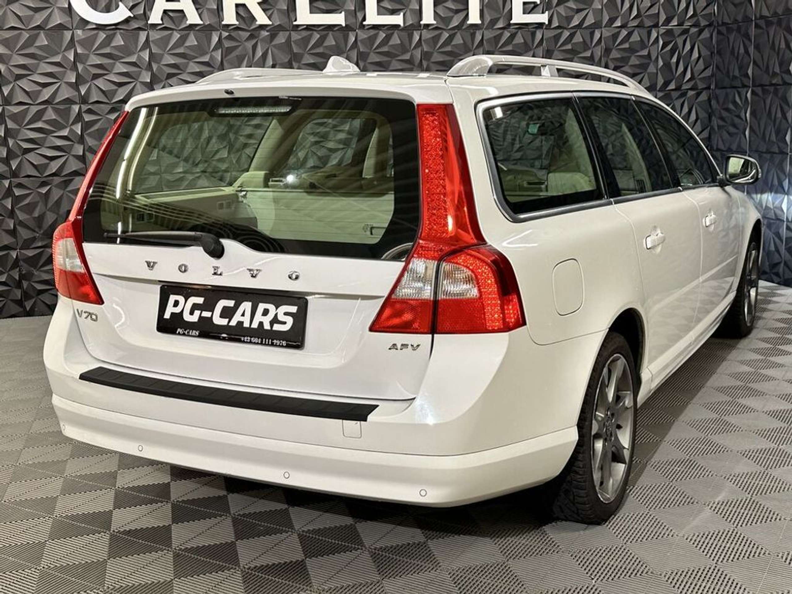 Volvo - V70