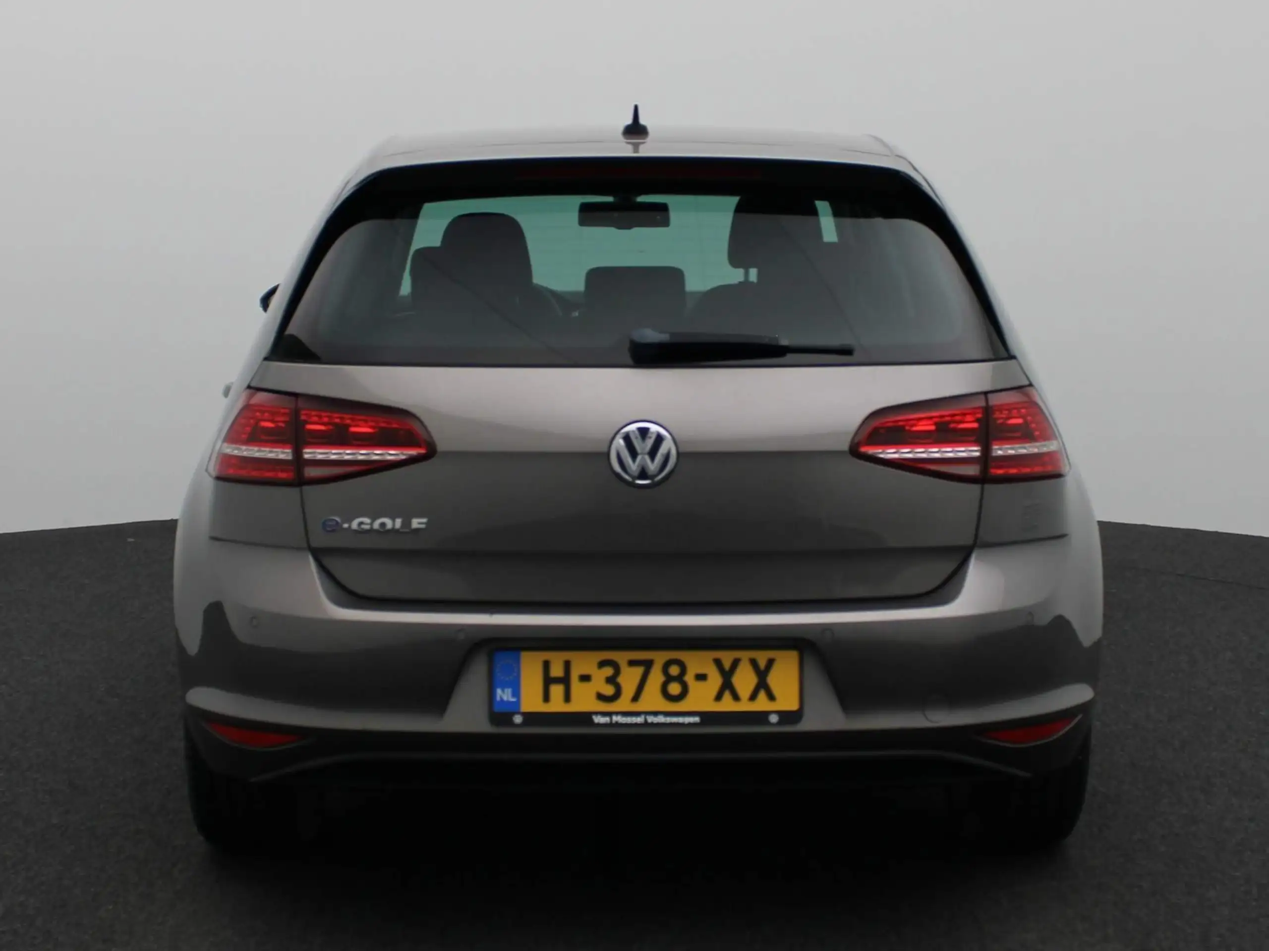 Volkswagen - e-Golf