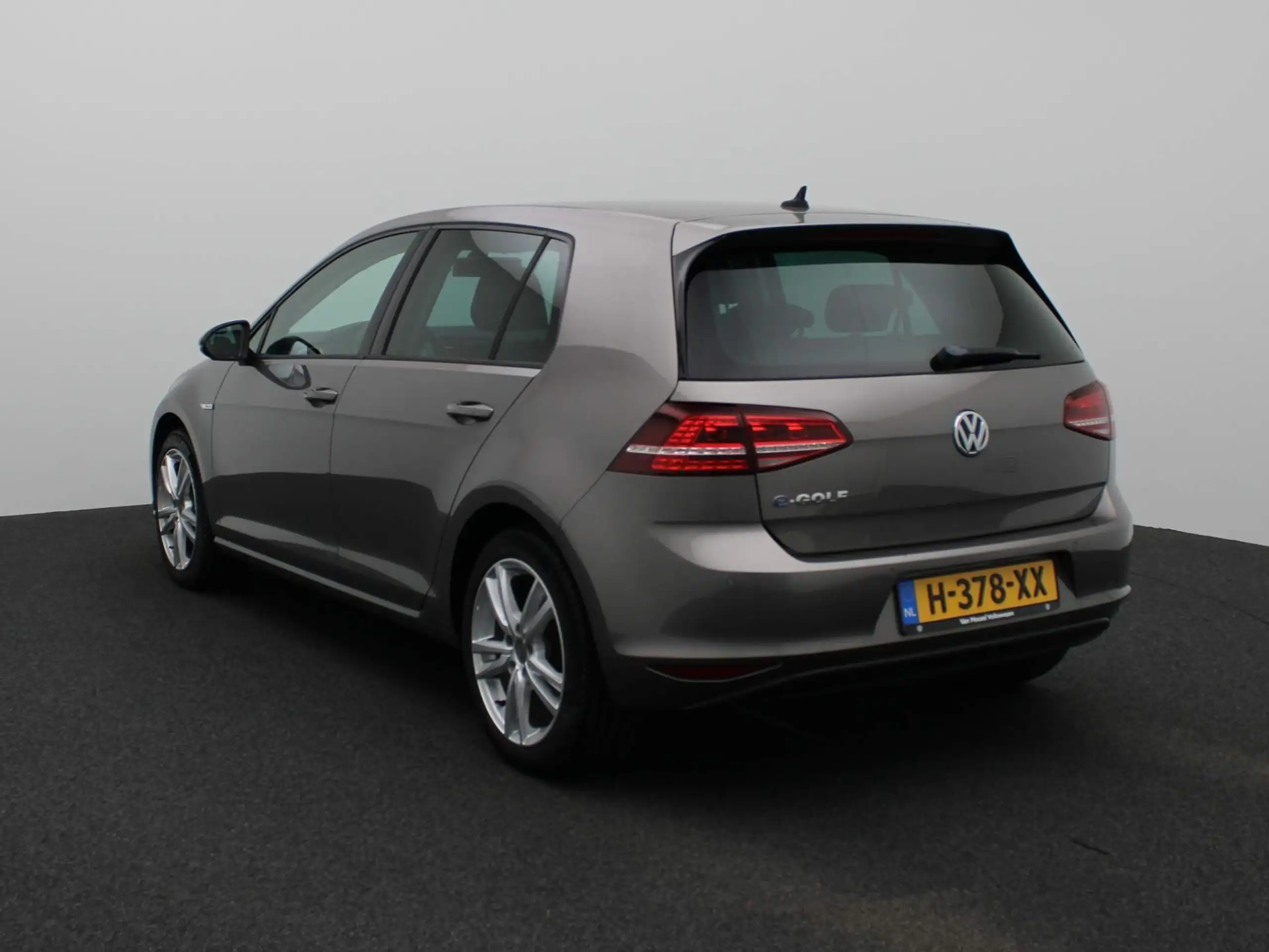 Volkswagen - e-Golf