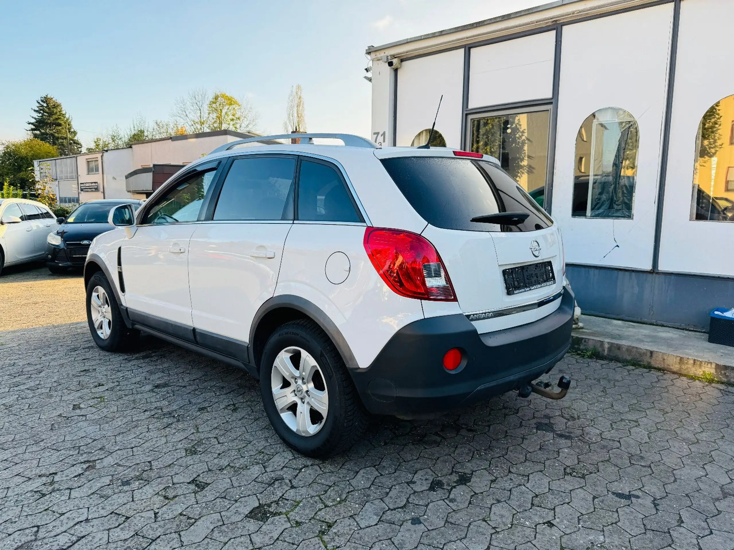 Opel - Antara