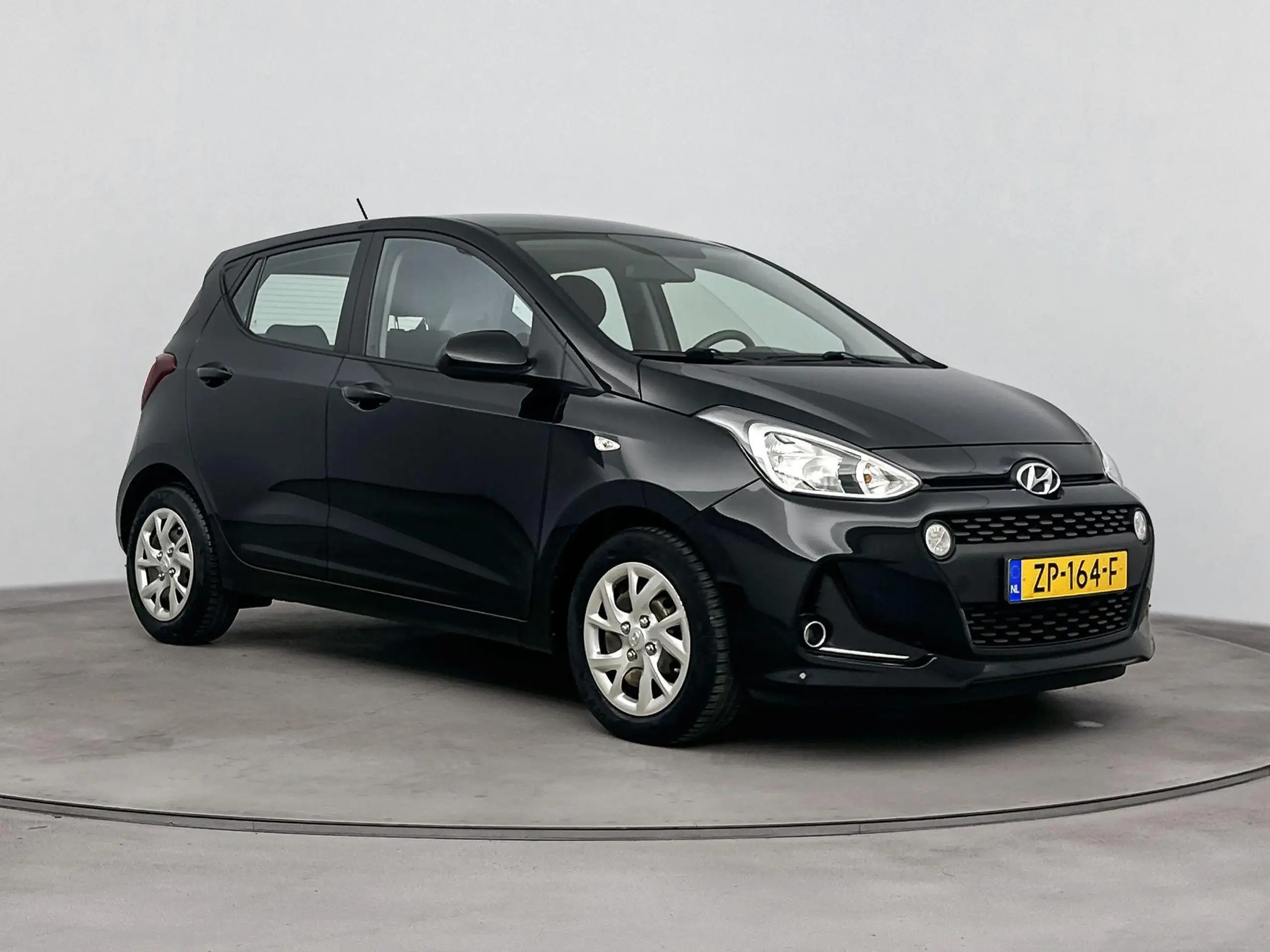 Hyundai - i10