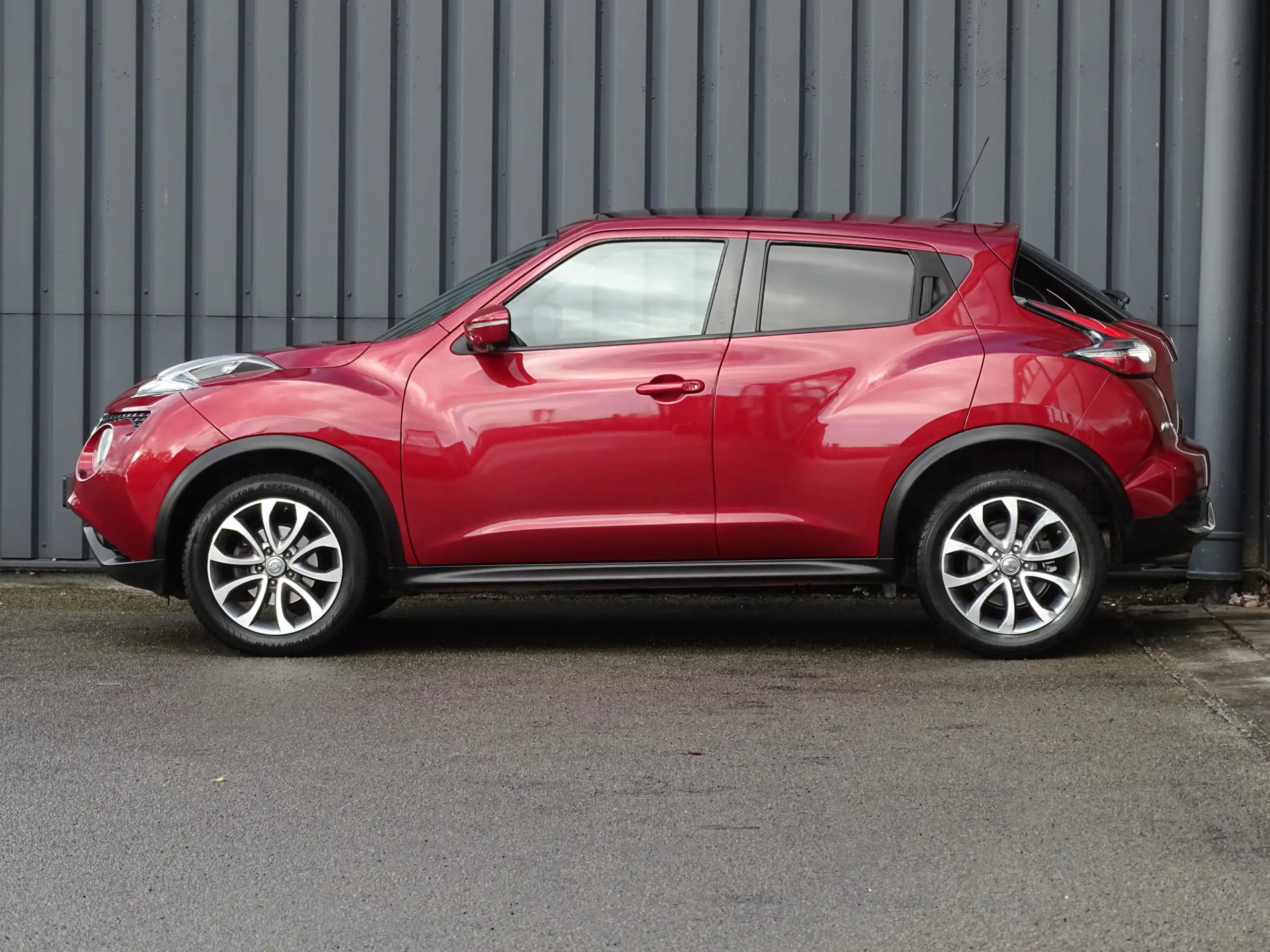 Nissan - Juke