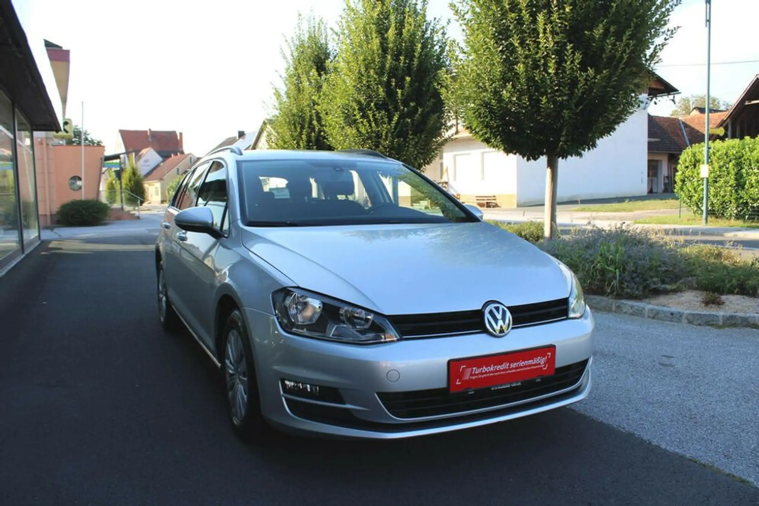 Volkswagen - Golf Variant