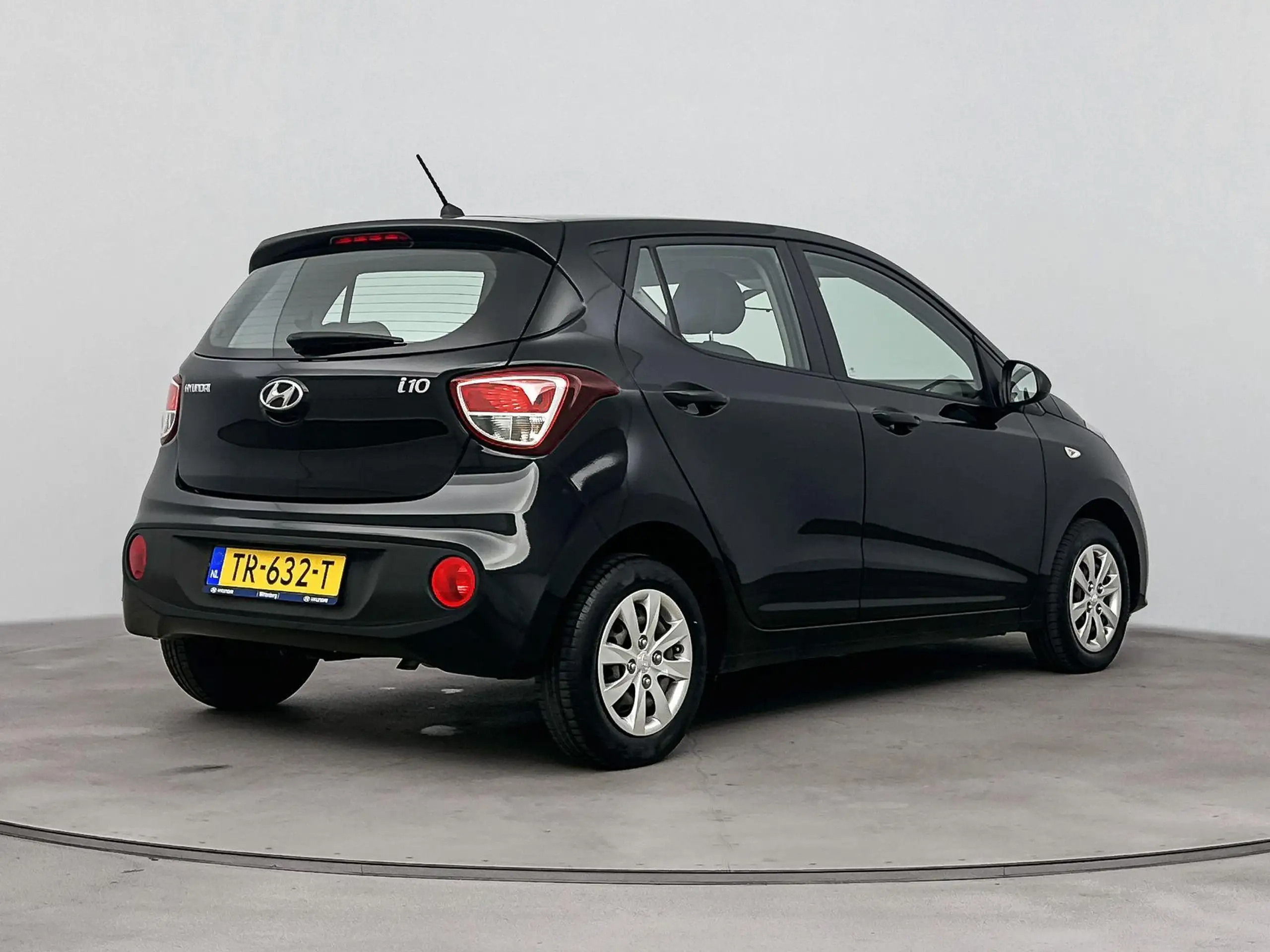 Hyundai - i10