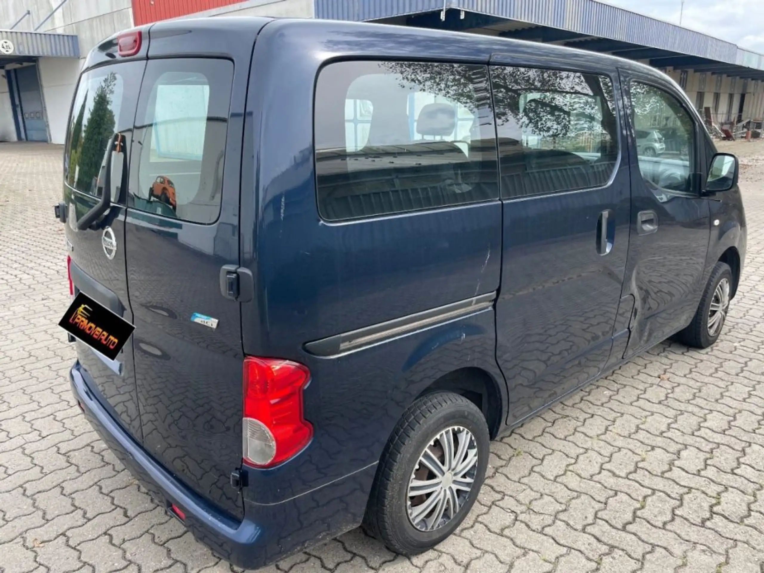 Nissan - NV200