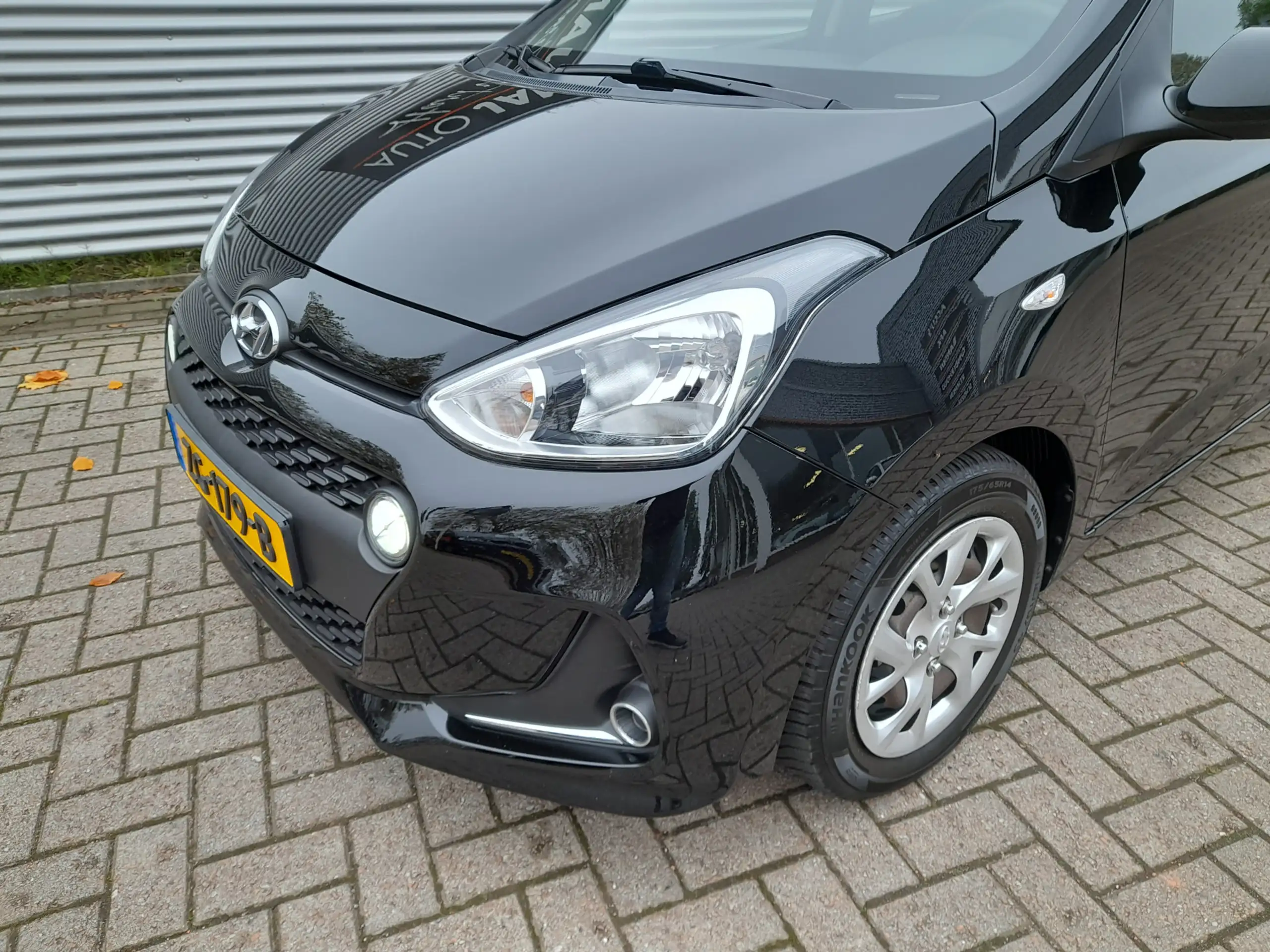 Hyundai - i10