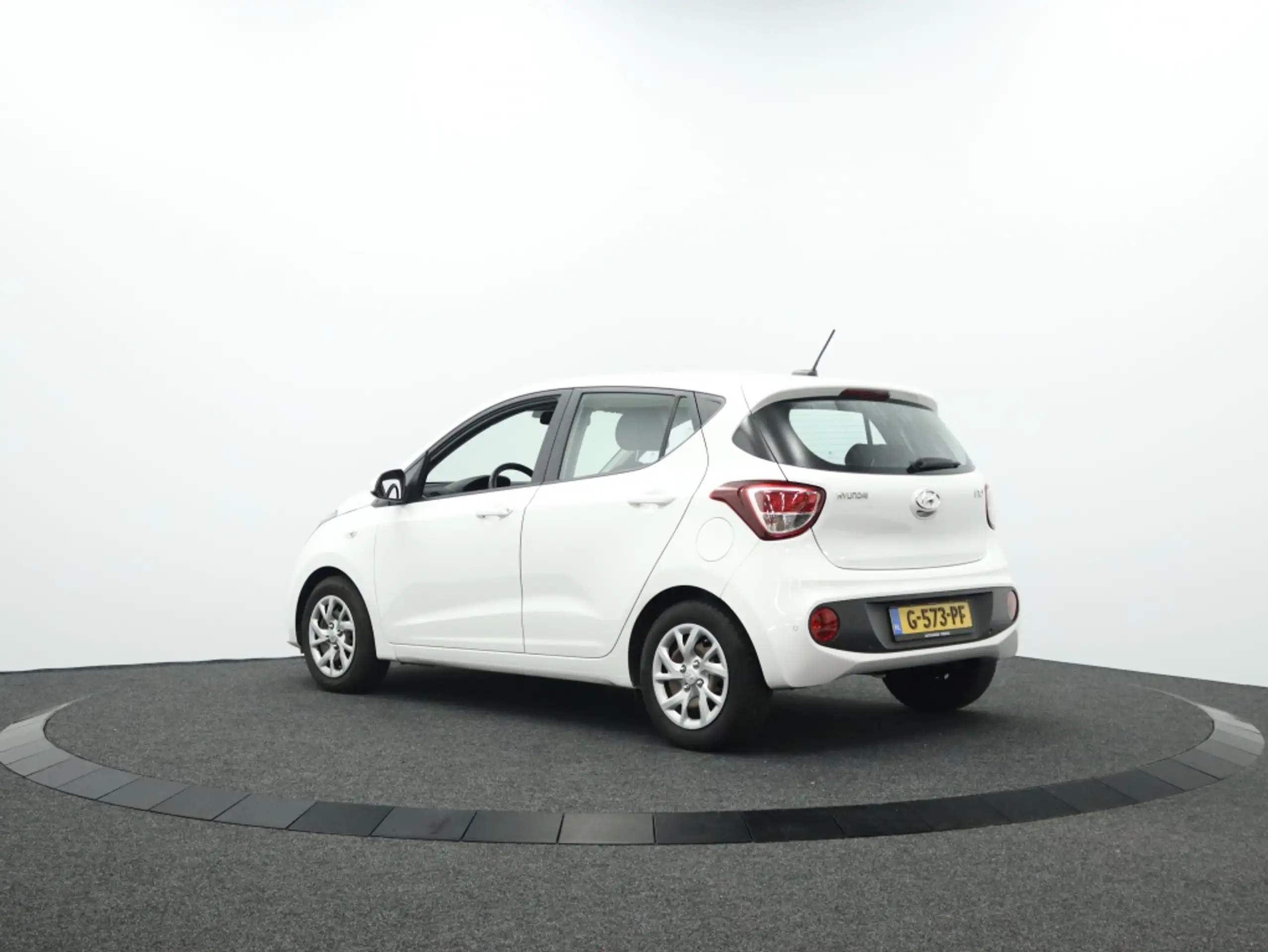 Hyundai - i10