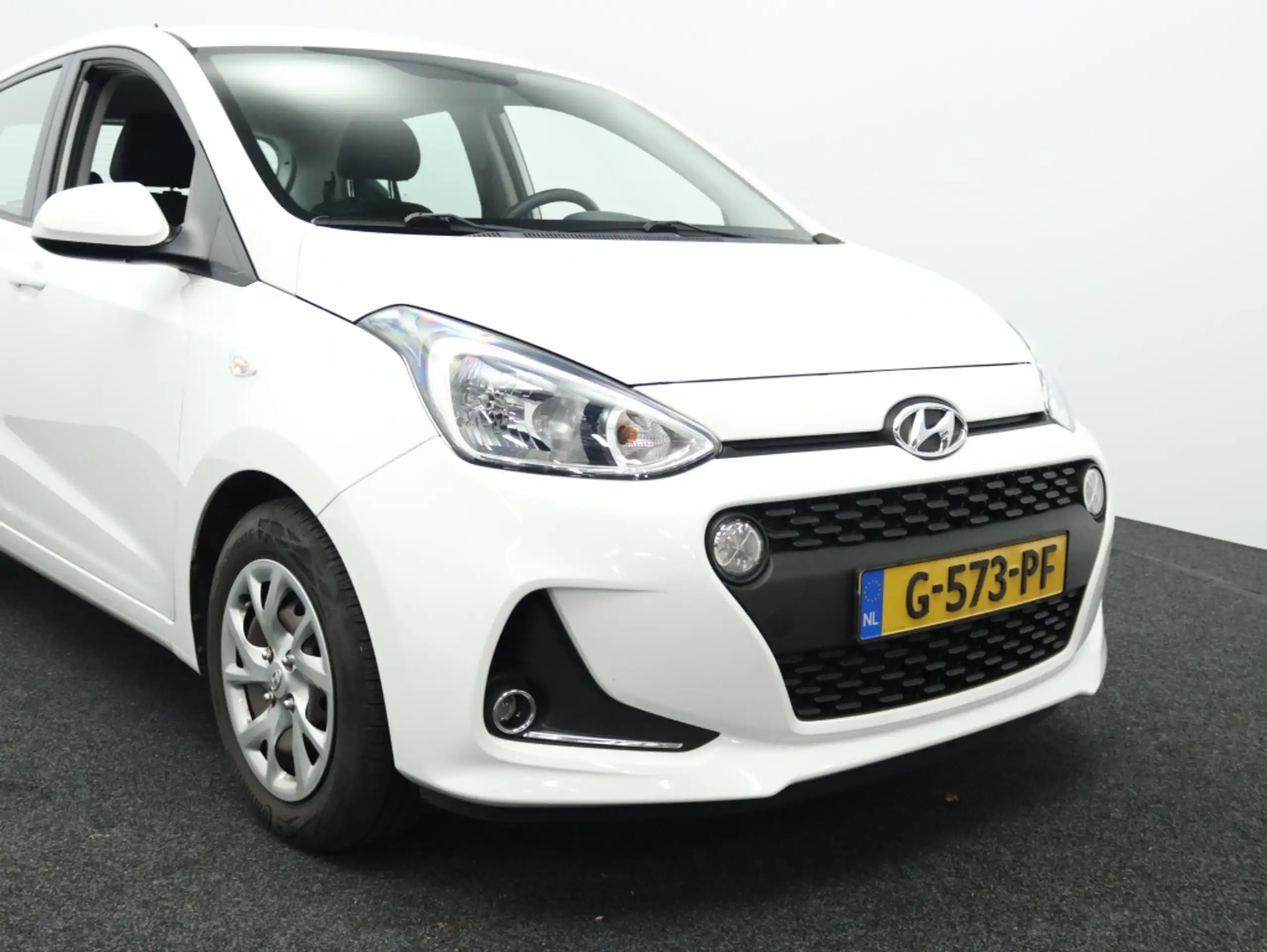 Hyundai - i10