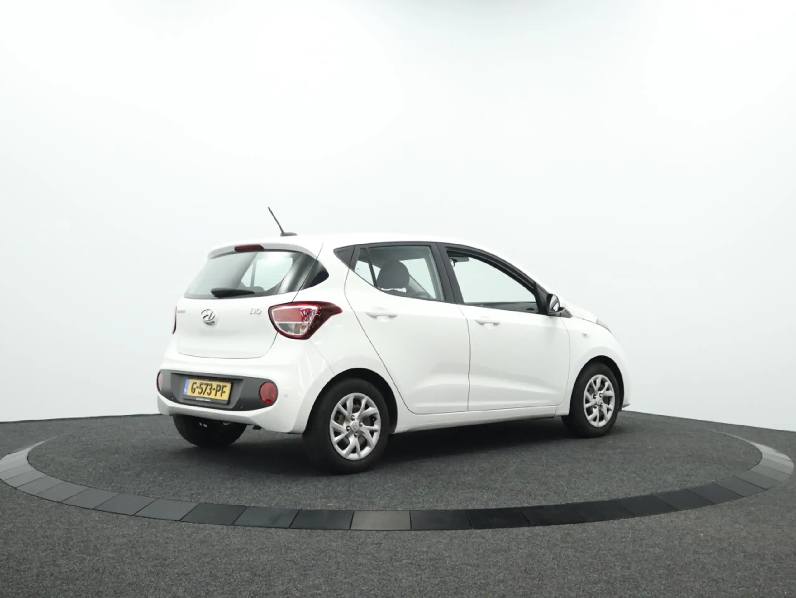 Hyundai - i10