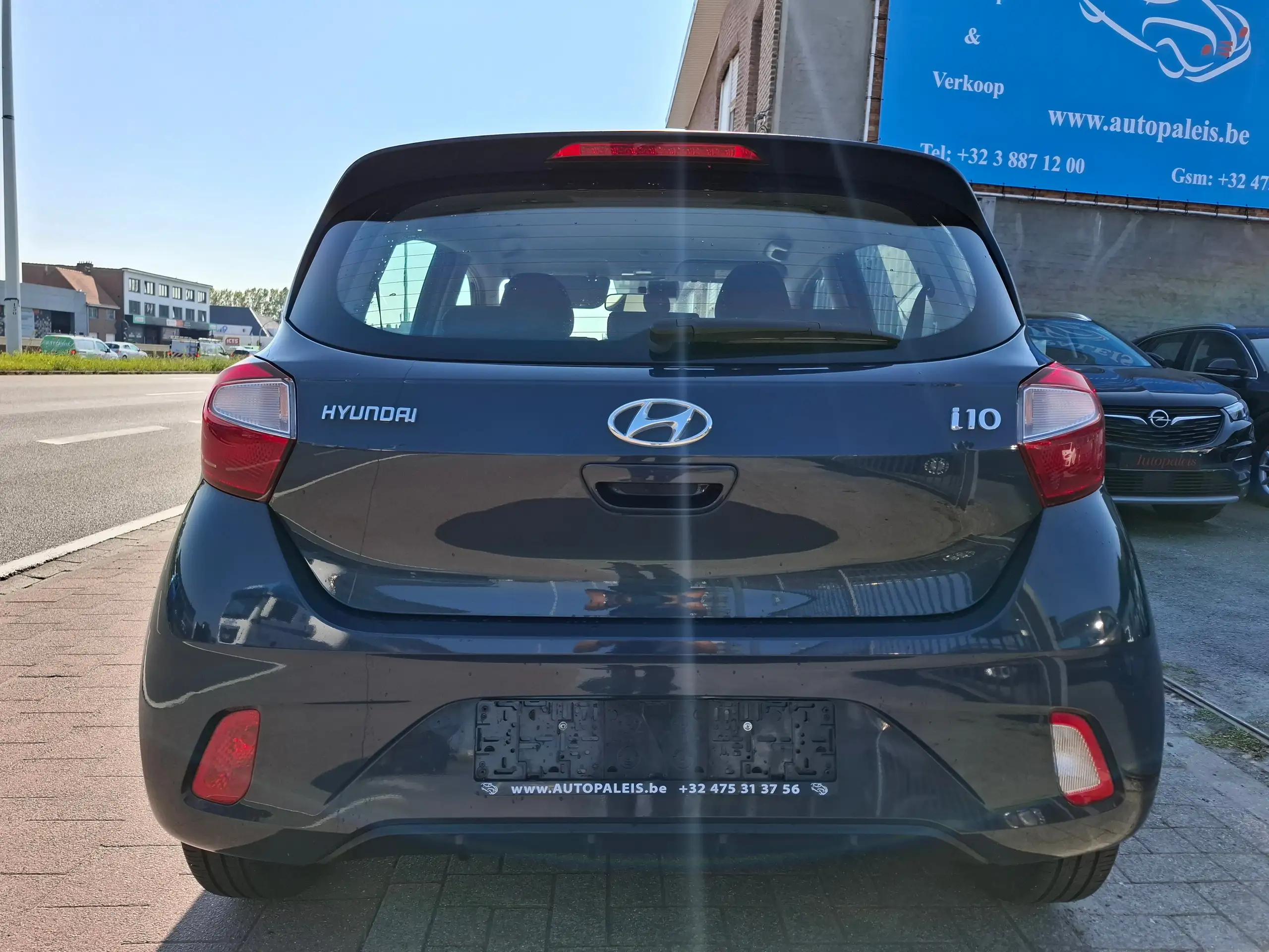 Hyundai - i10