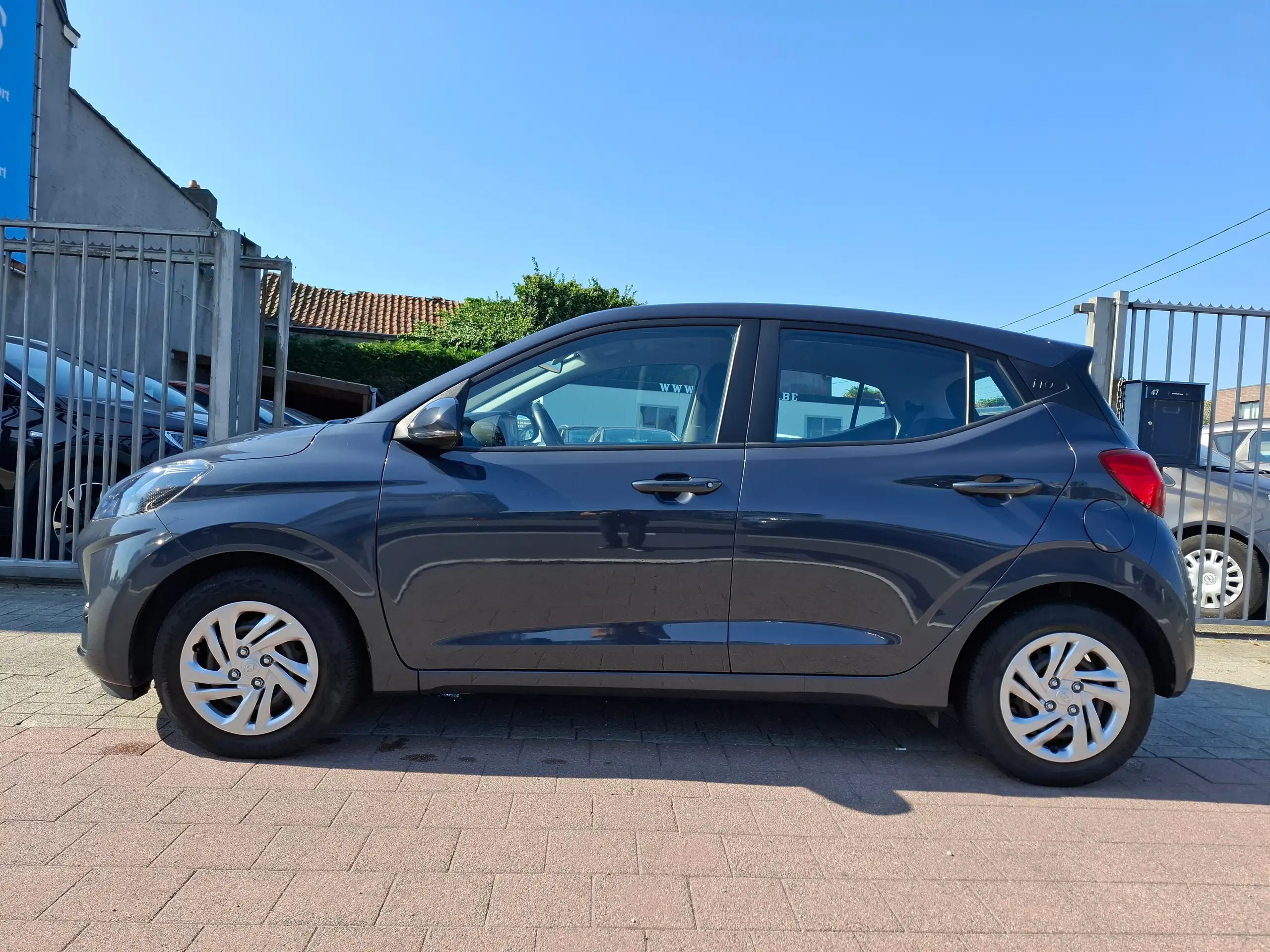 Hyundai - i10