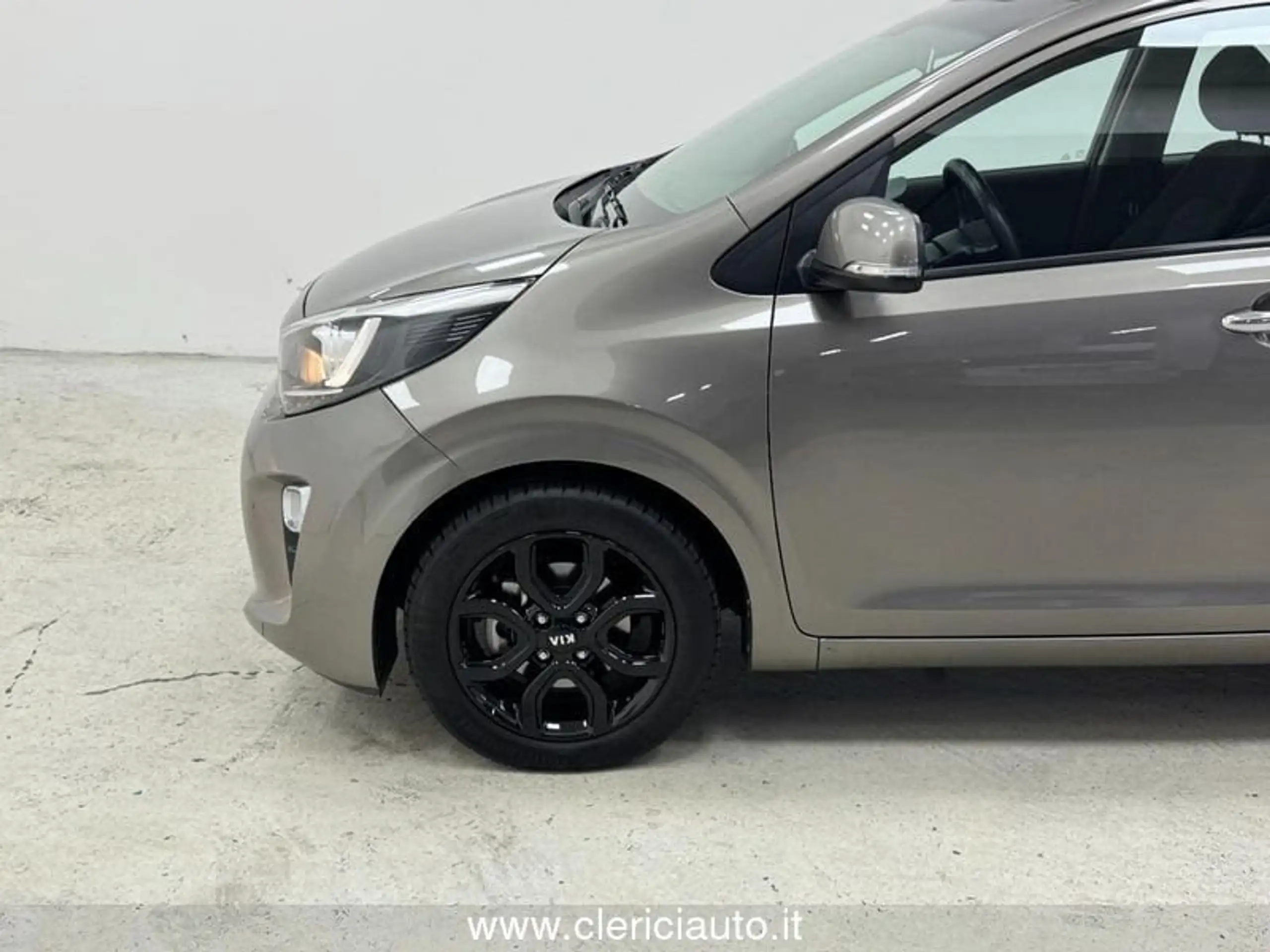 Kia - Picanto