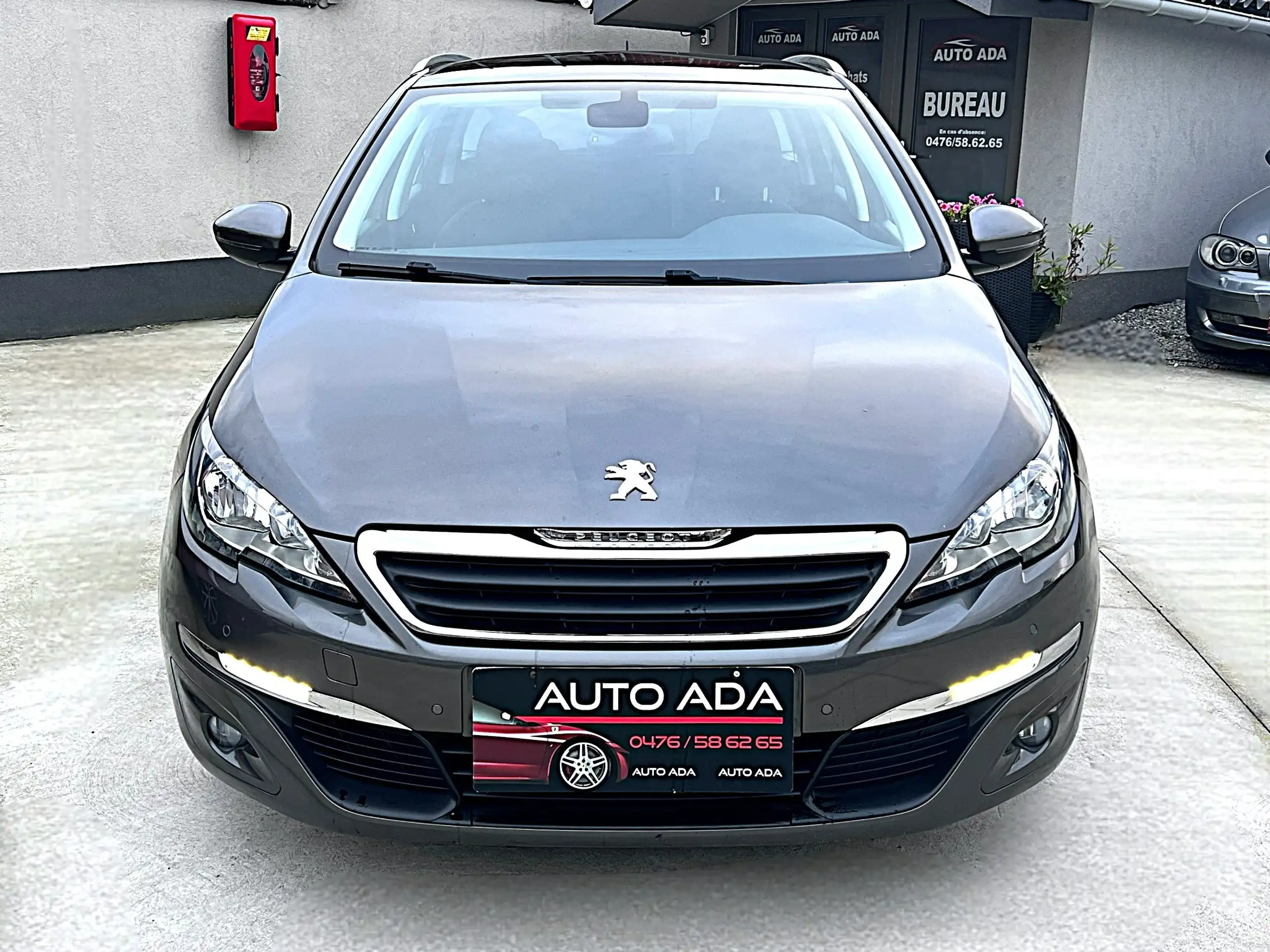 Peugeot - 308