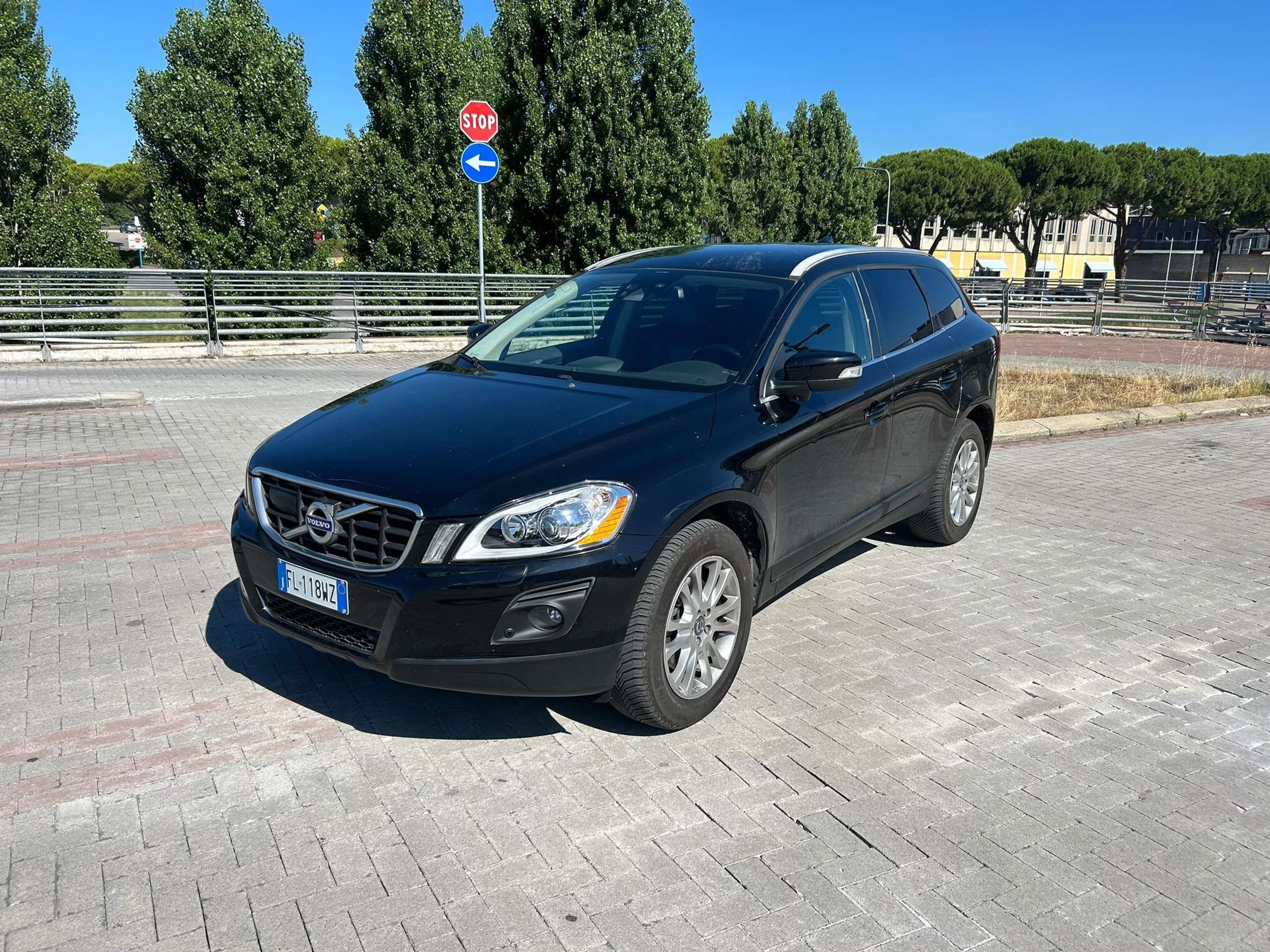 Volvo - XC60