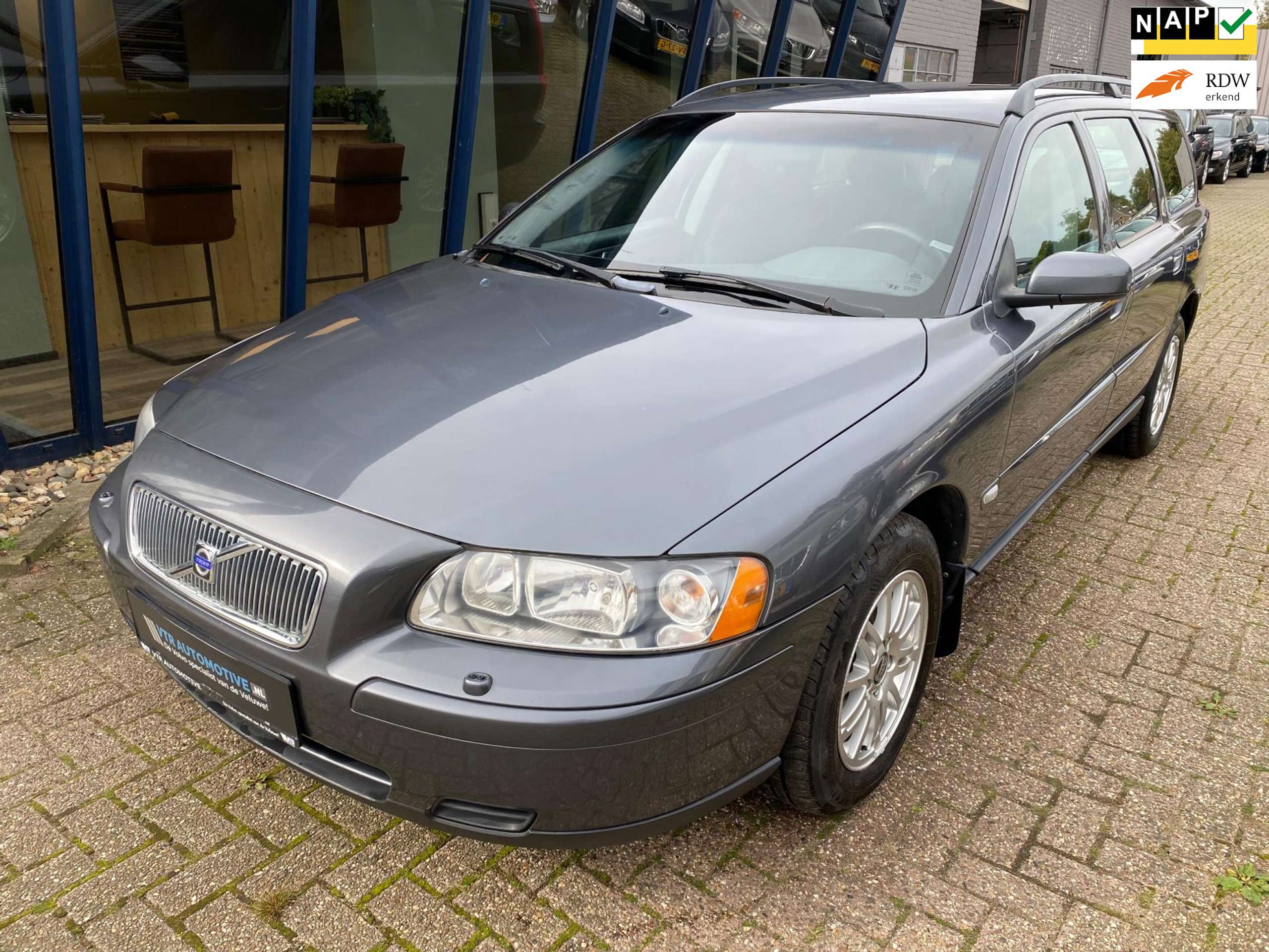 Volvo - V70